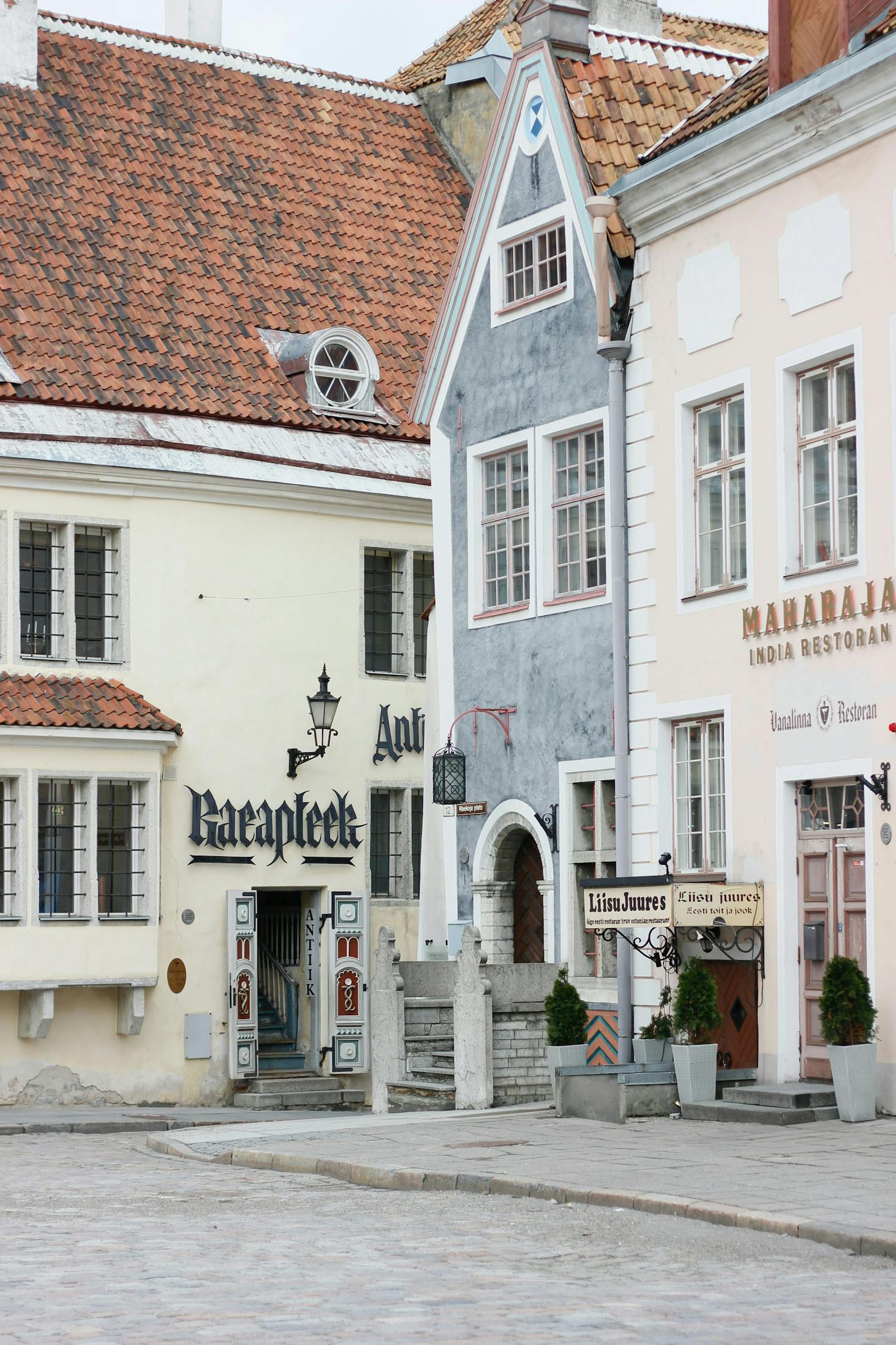 Shops and restaurants in Tallinn Old Town