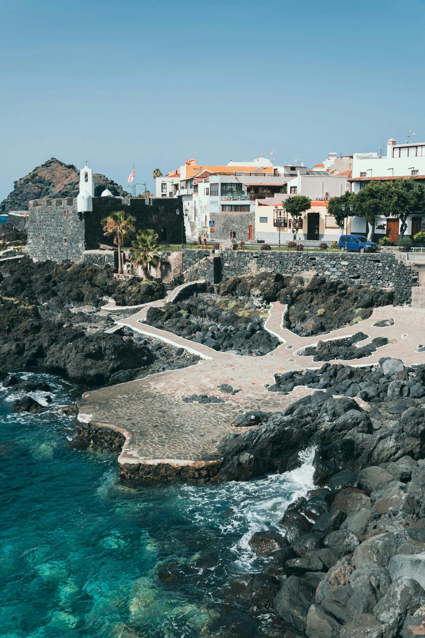 Waterfront shops in Tenerife 