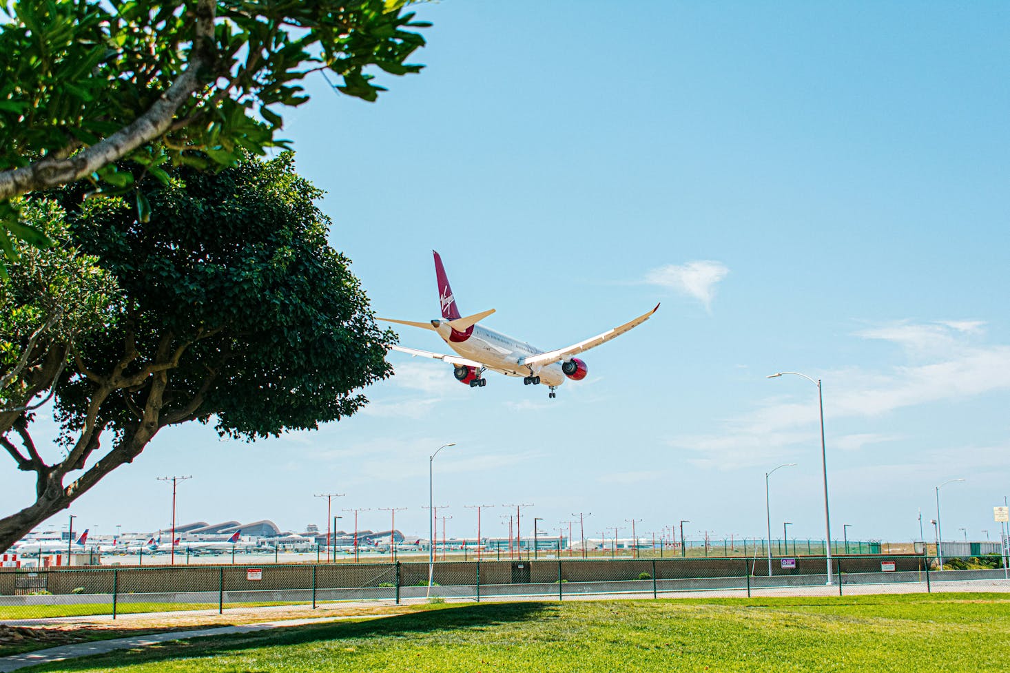 Plane arriving at LAX on a sunny day