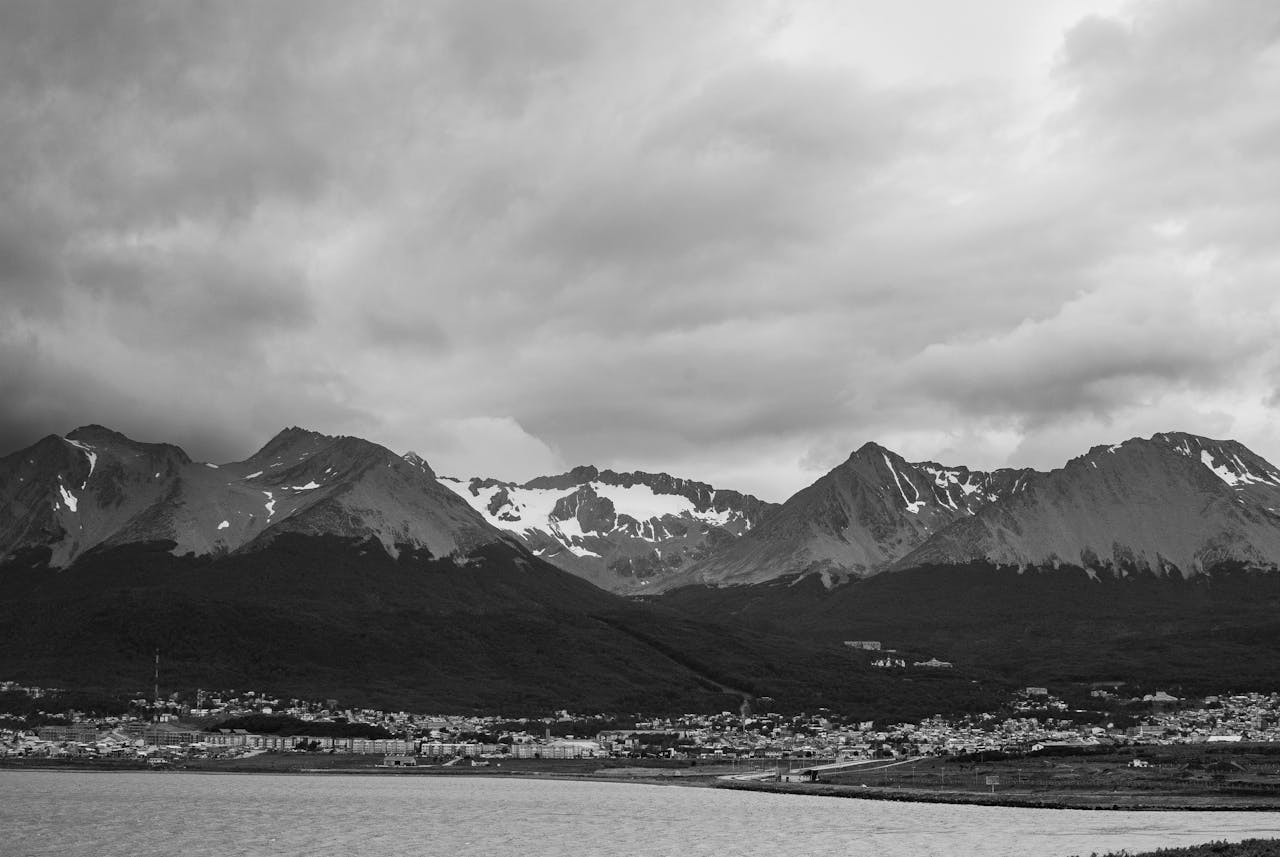 Imagen de Ushuaia, un día gris y frío, donde encontrarás consignas de equipaje de Bounce