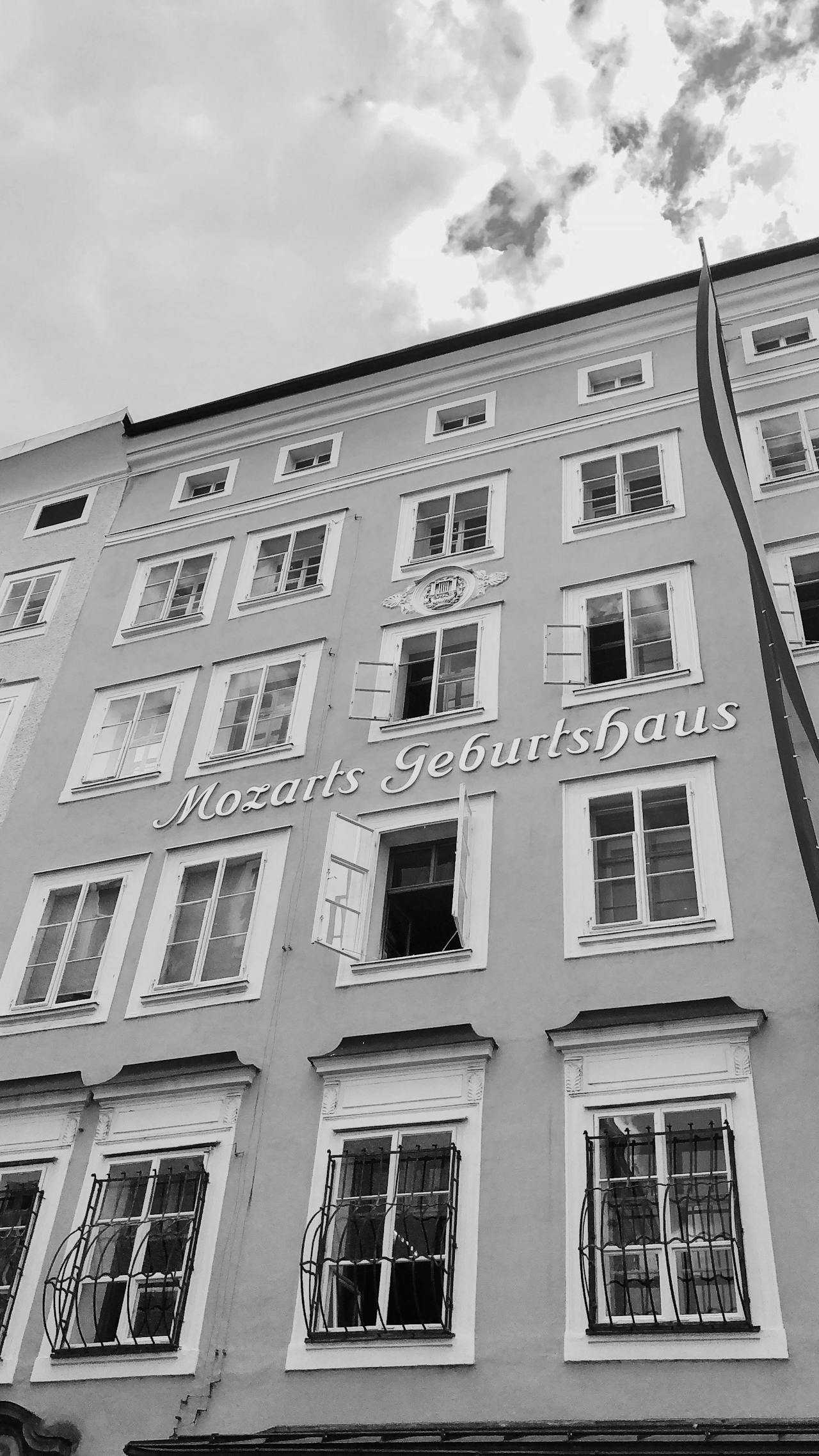 Gepäckaufbewahrung und Schließfächer Salzburg Mozart's Geburtshaus
