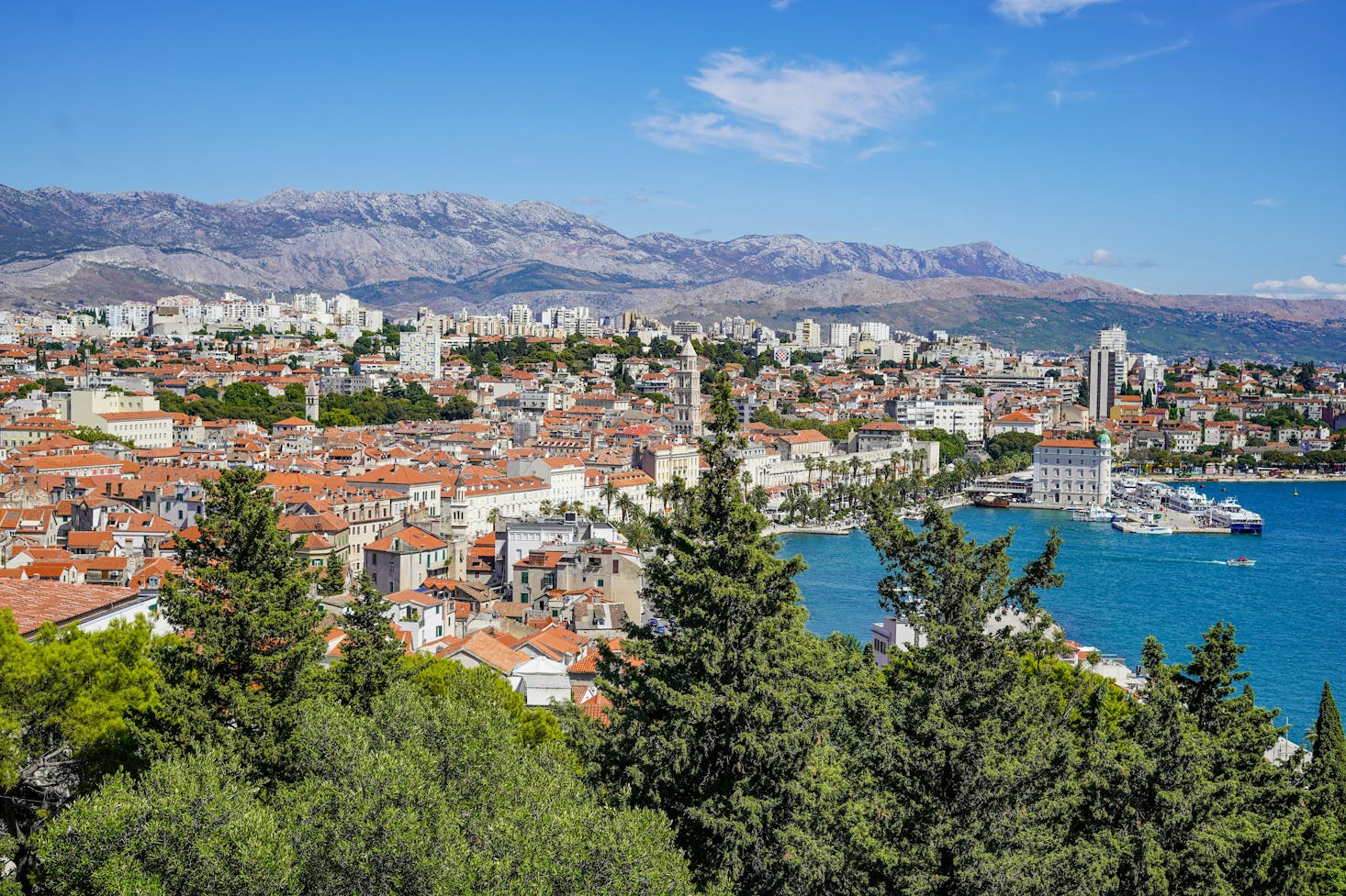 Gepäckaufbewahrung und Schließfächer in Split, Kroatien.