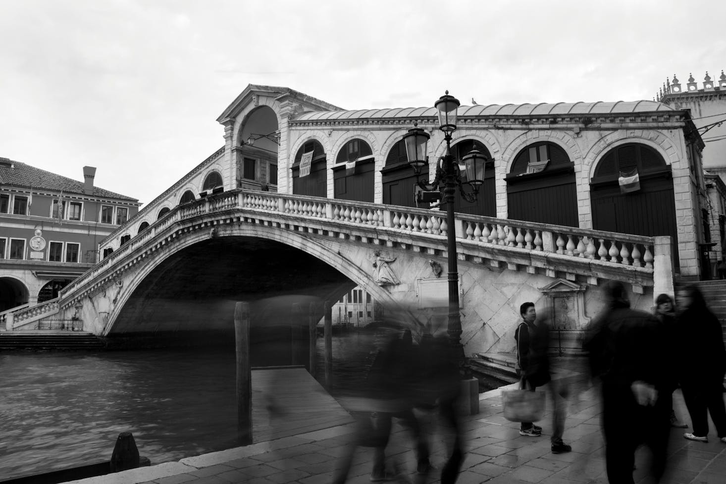 Gepäckaufbewahrung und Schließfächer Rialtobrücke