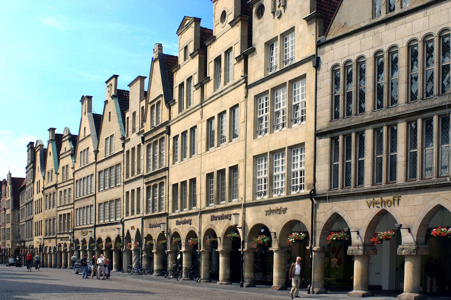 Gepäckaufbewahrung und Schließfächer Münster