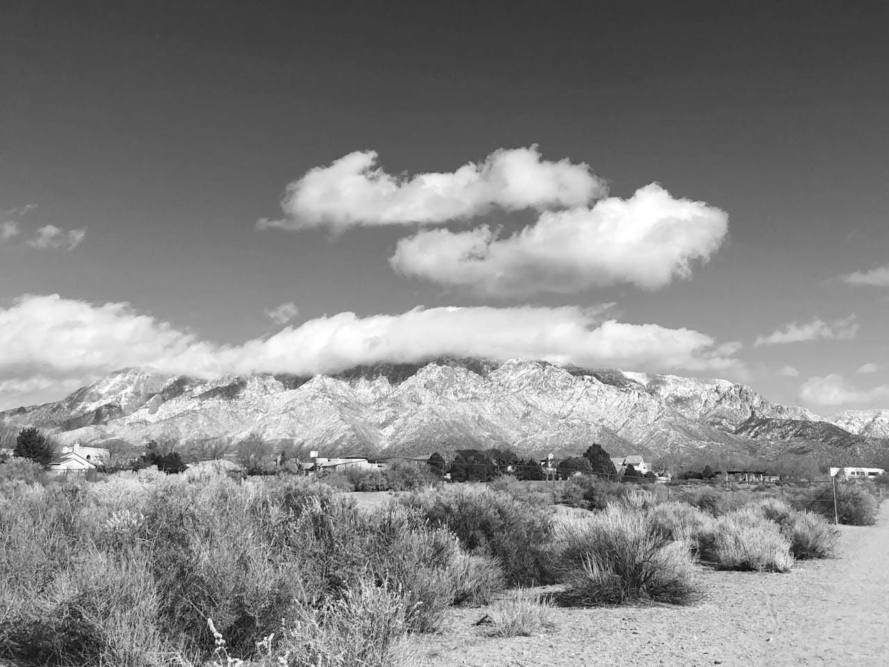 Mountain view near Albuquerque Airport