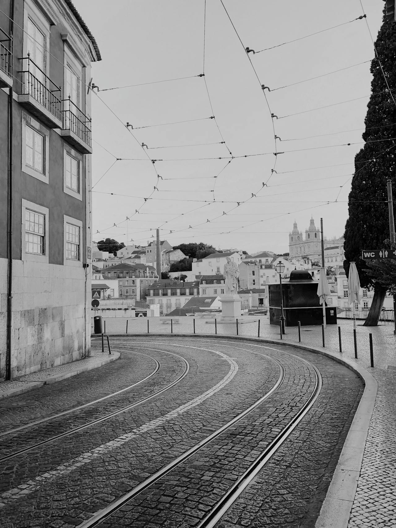 Gepäckaufbewahrung und Schließfächer Alfama, Lissabon.