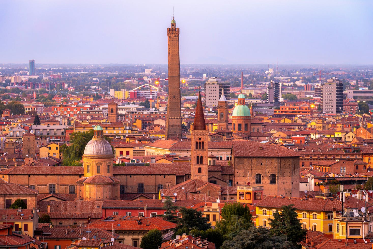 Gepäckaufbewahrung und Schließfächer in Bologna.