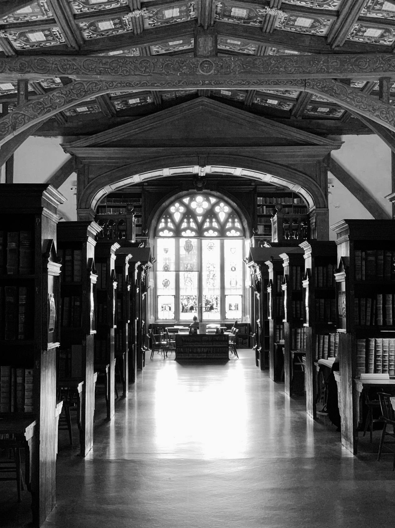 Luggage storage near the Bodleian Library in Oxford, UK