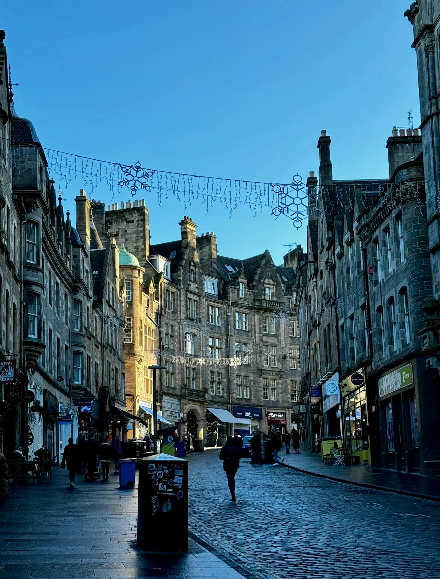 Gepäckaufbewahrung und Schließfächer an der Royal Mile in Edinburgh.