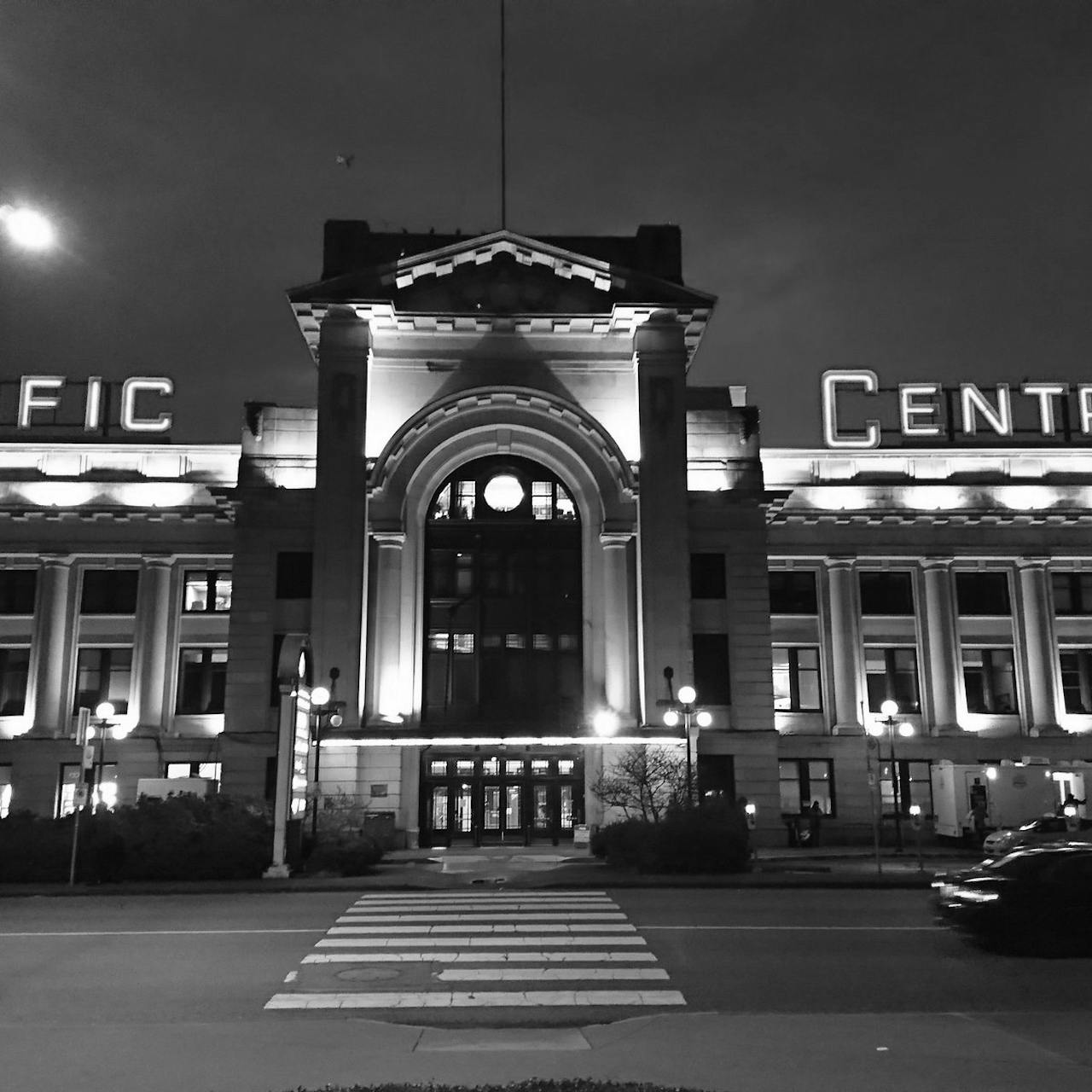 Vancouver Pacific Central Station Luggage Storage CA8.00 / Day