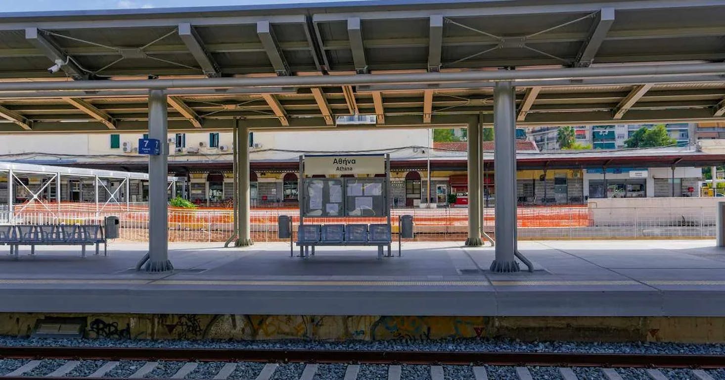 Gepäckaufbewahrung und Schließfächer am Bahnhof in Athen.