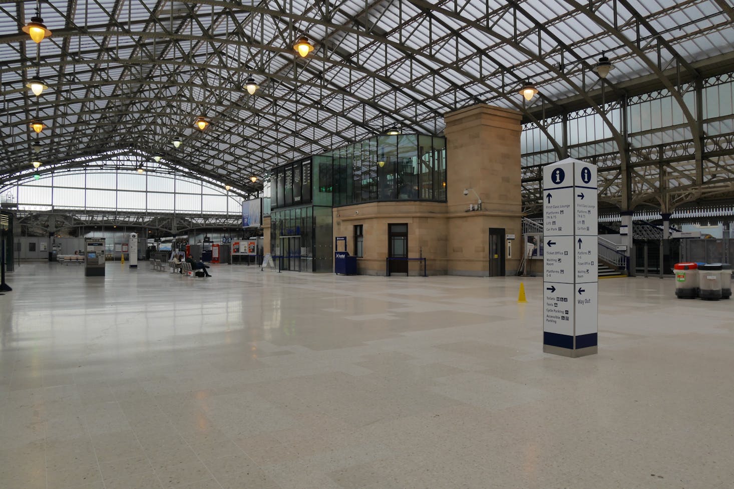 Spacious interior of Aberdeen Train Station