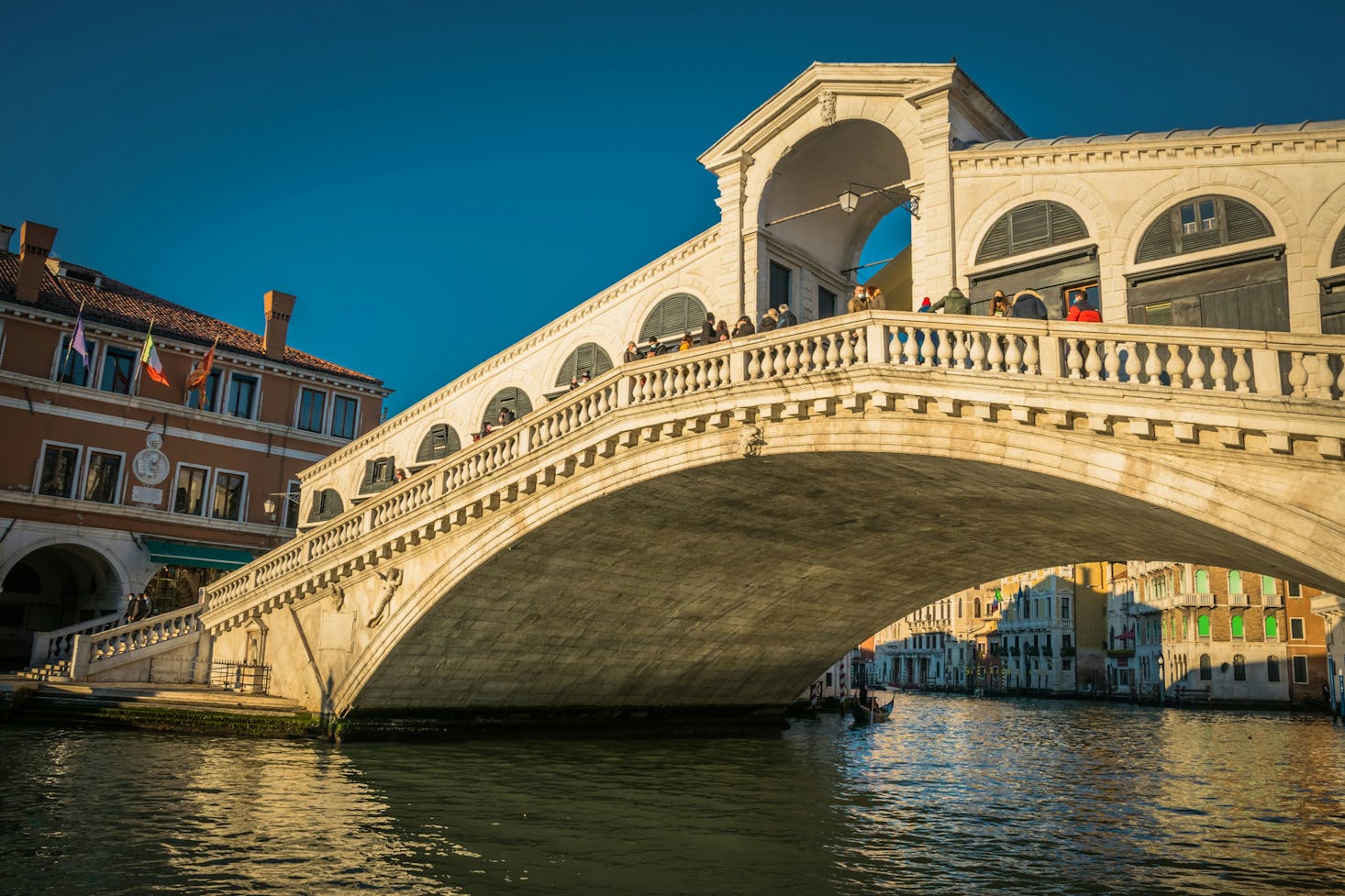 Luggage Storage Rialto Bridge