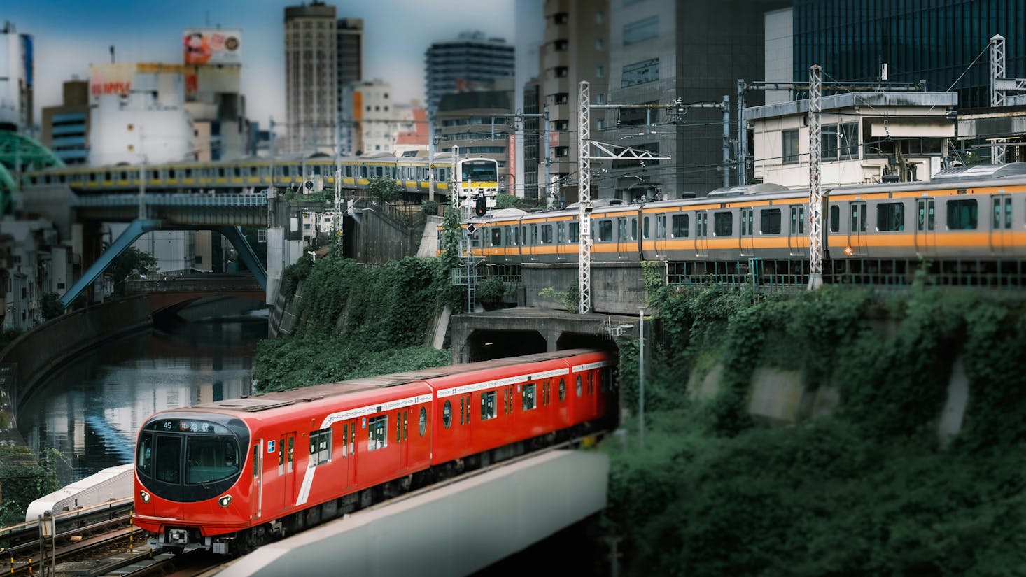 御茶ノ水駅コインロッカー・荷物預かり