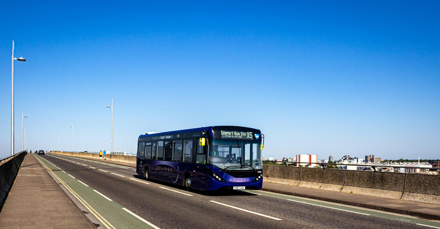 Bus crossing the Itchen Bridge on the way to Southampton Coach Station