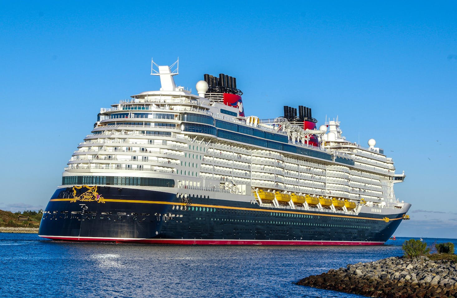 Disney cruise ship coming in to dock at Port Canaveral in Orlando