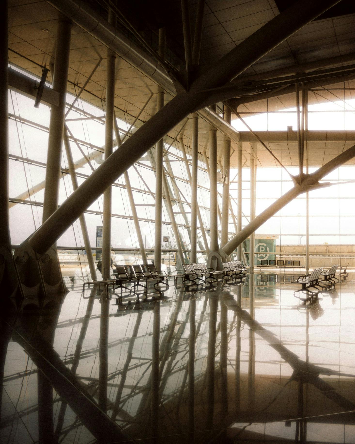 Hall de l'aéroport de Porto, Portugal