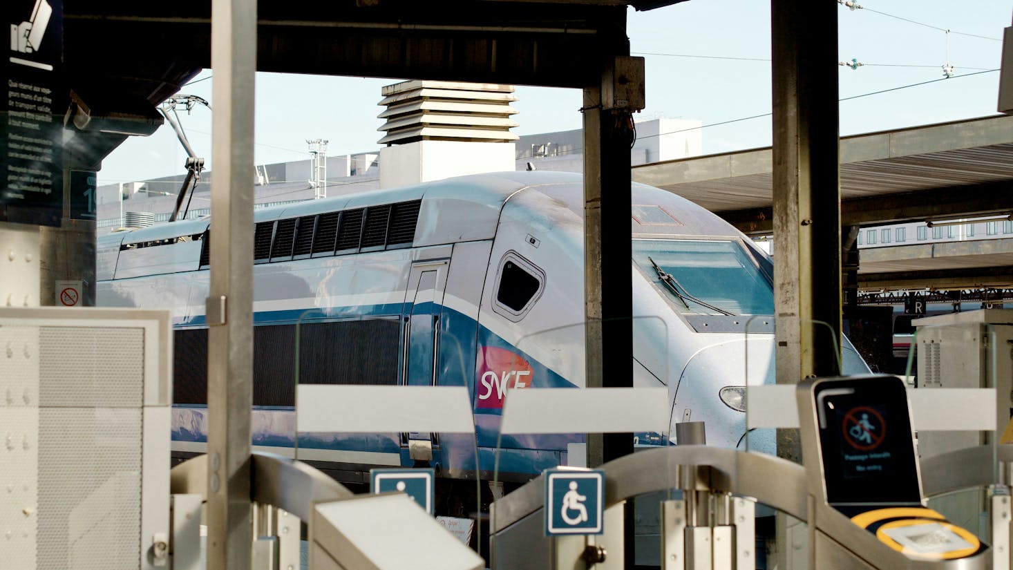 Treno alla stazione di Gare de Lyon, a Parigi