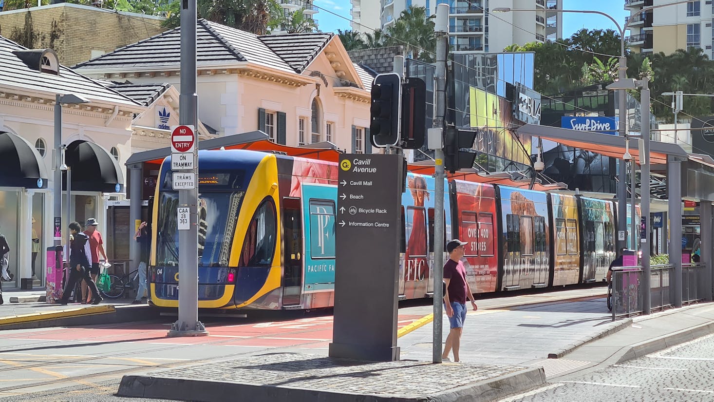 Shopping center transportation in Gold Coast