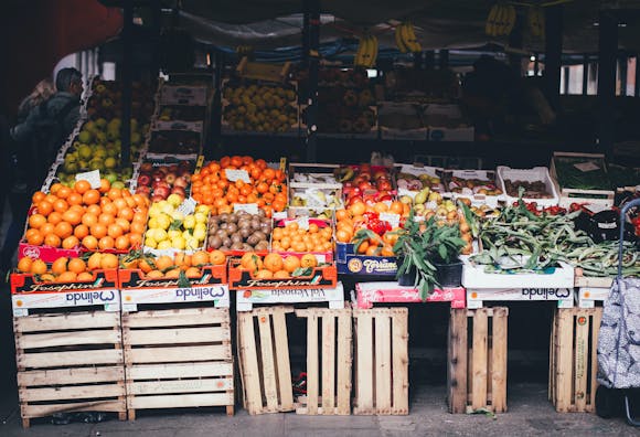 Fruit and vegetable vendor in Venice