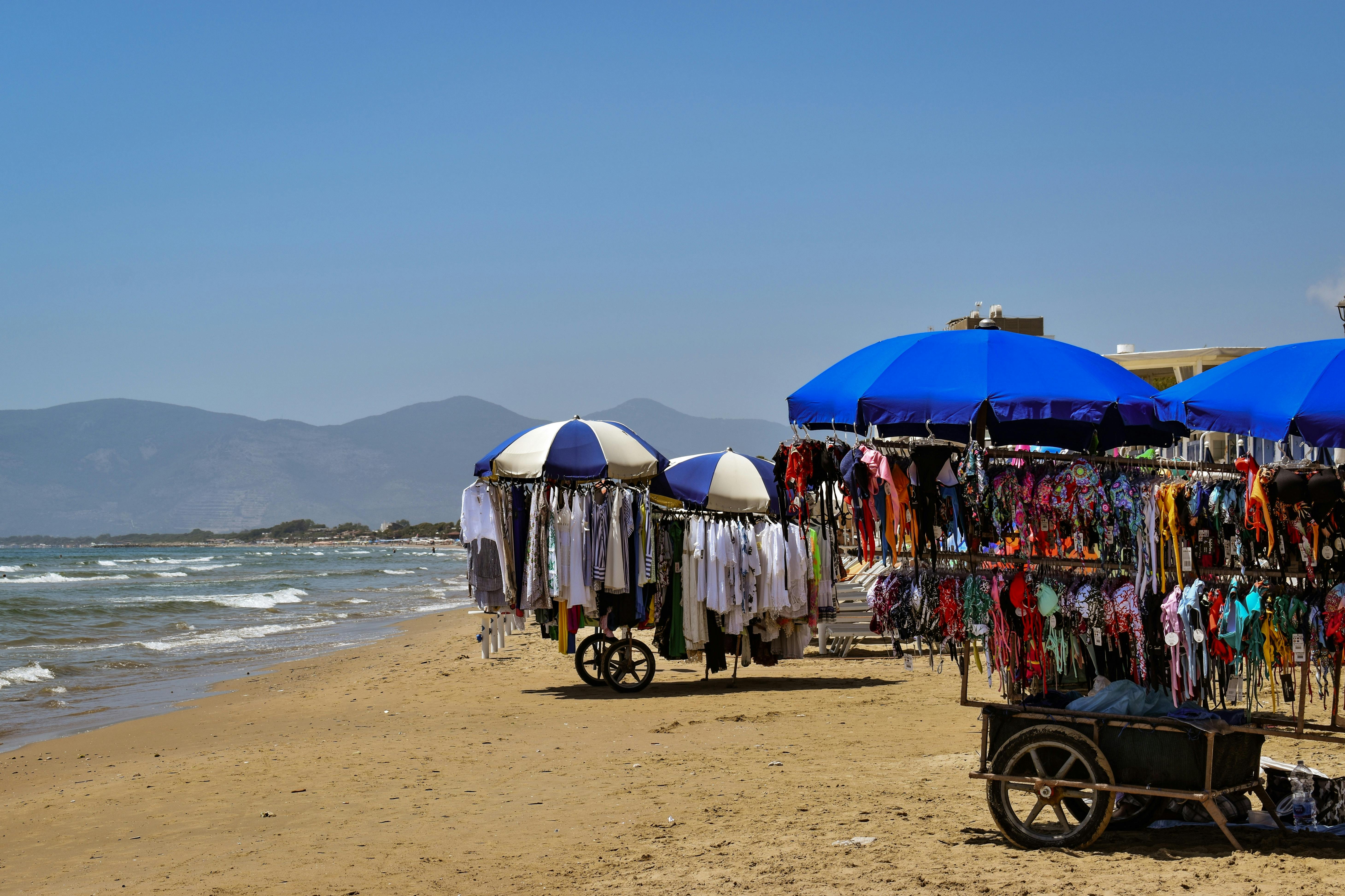 Beach trips to Sperlonga from Rome