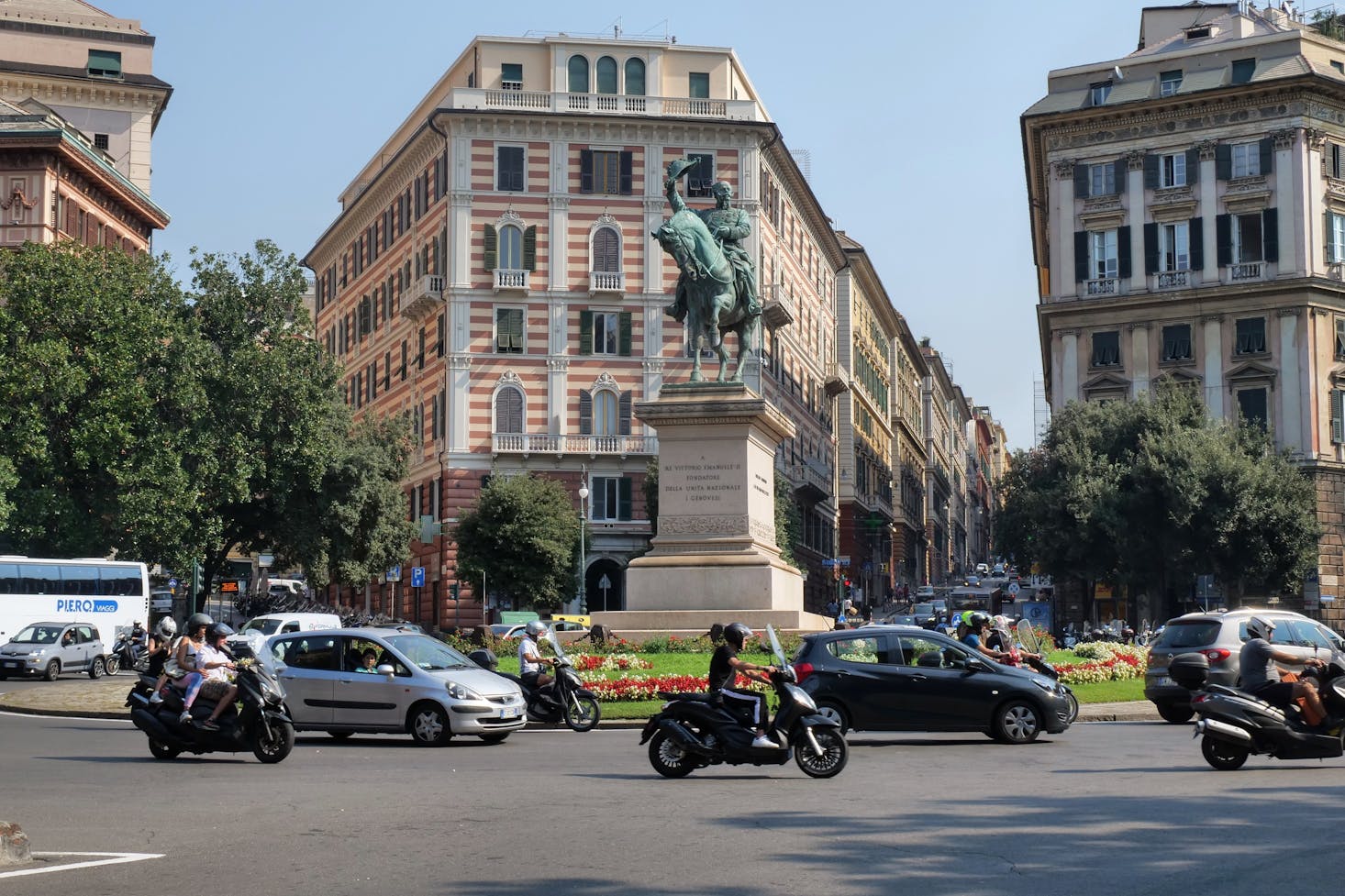 How to get around Genoa, Italy
