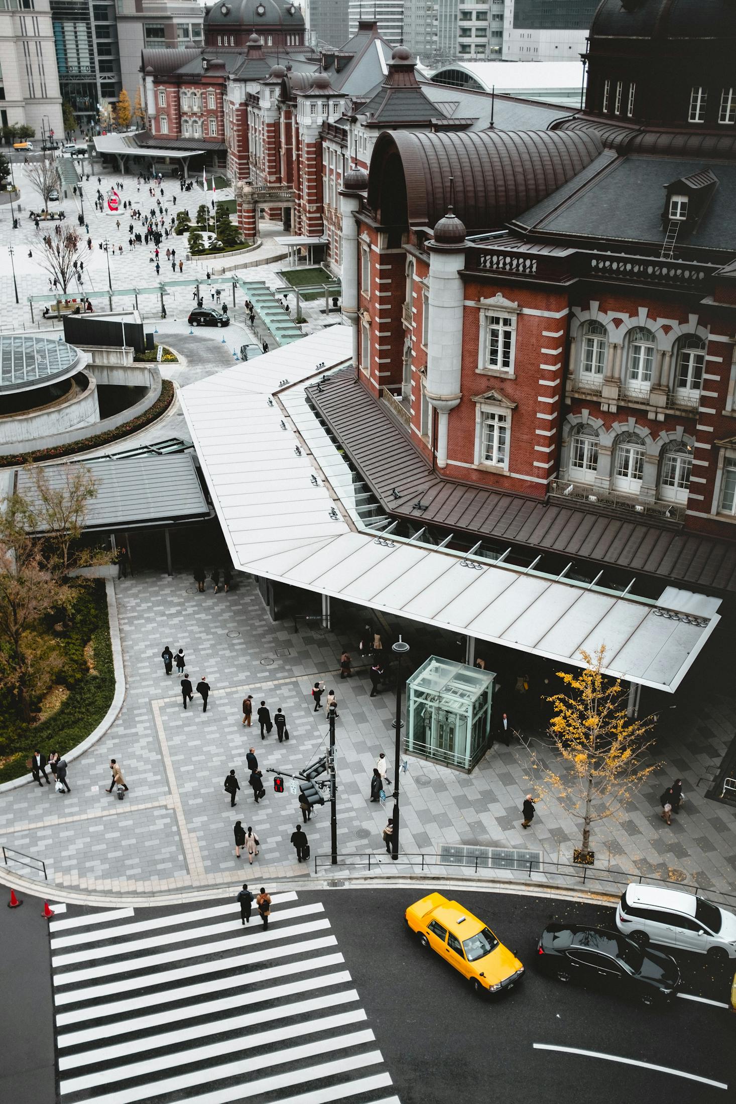 People walking near Tokyo Station