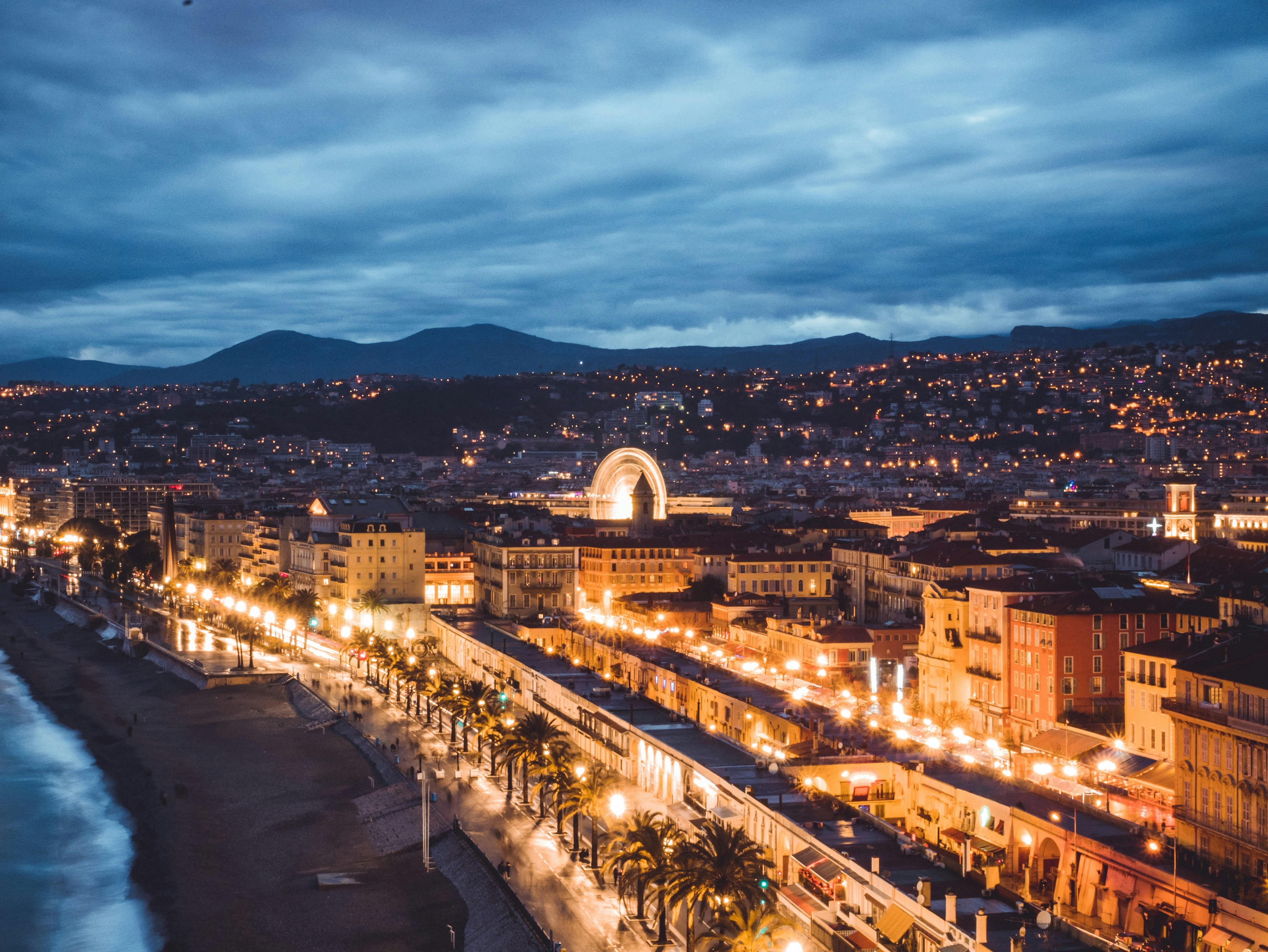Best Nice rooftop bars at night