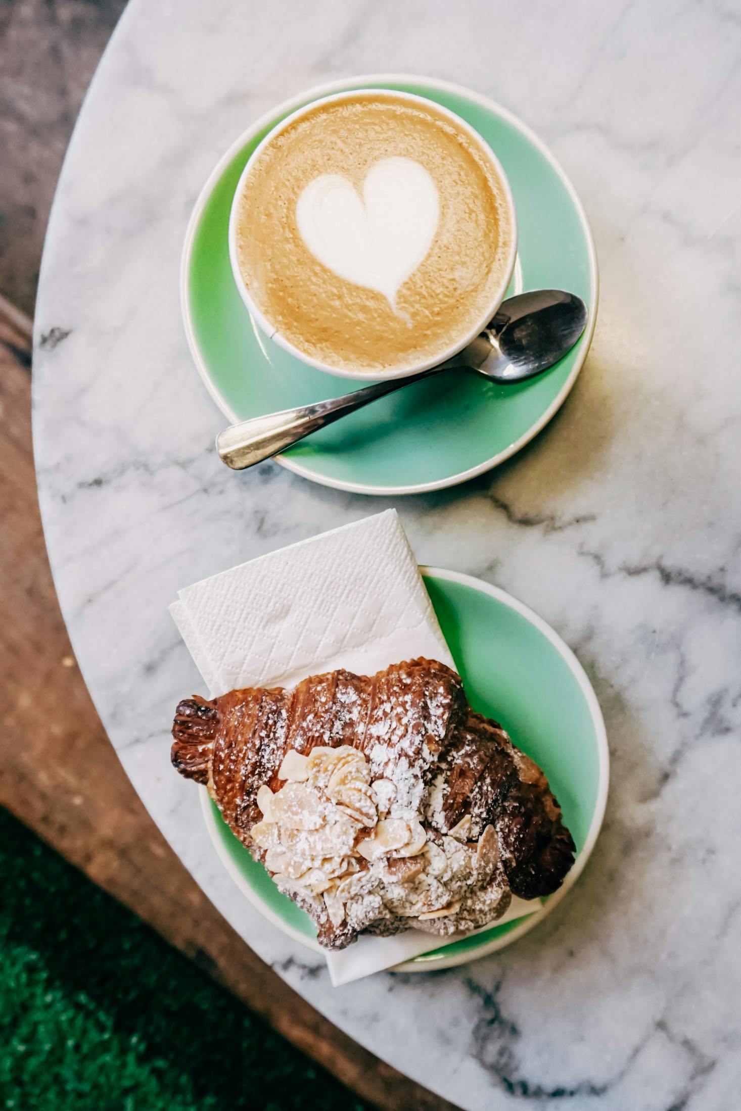 Coffee and breakfast in Hobart