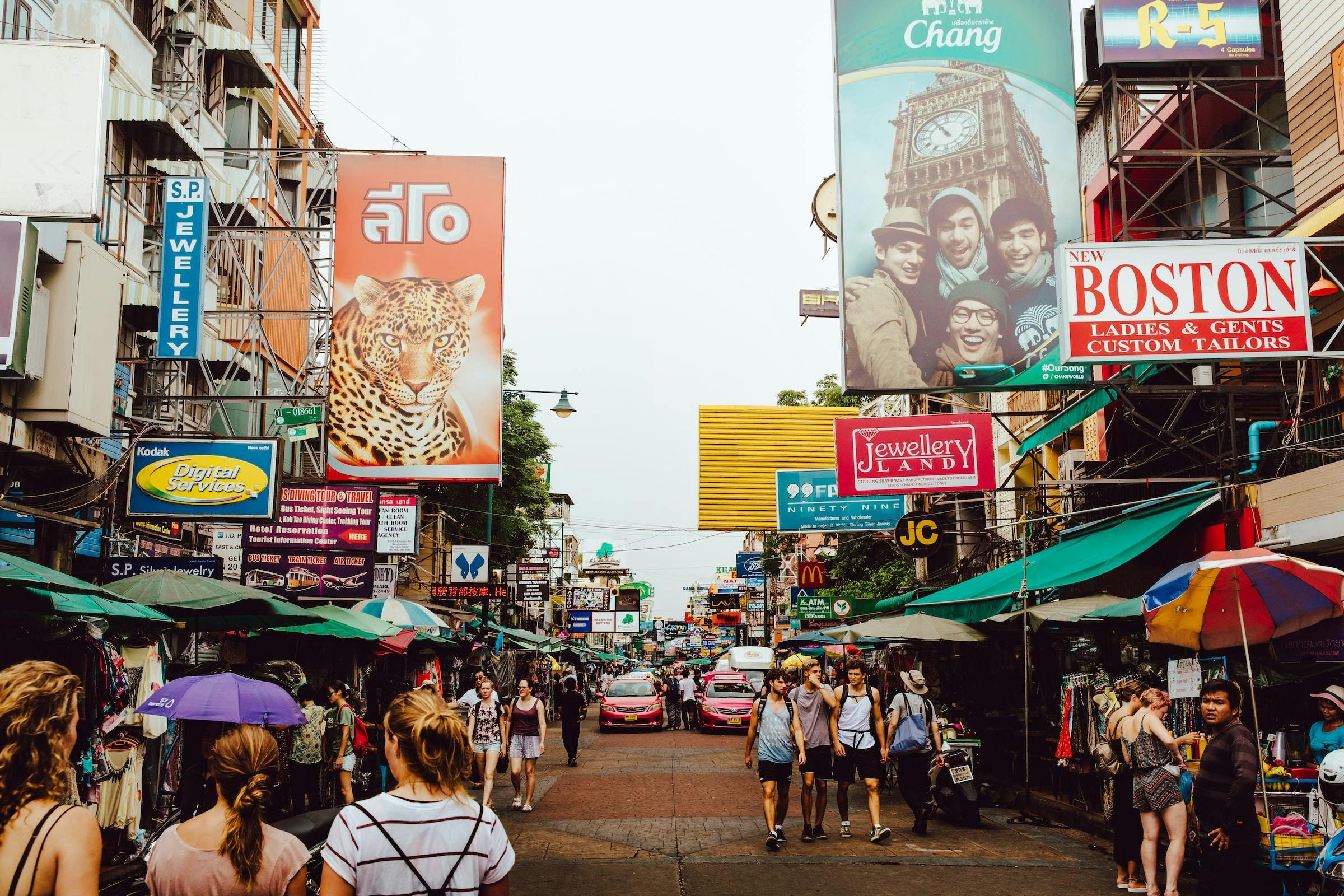 Everything You Need To Know About Shopping In Bangkok - Bounce