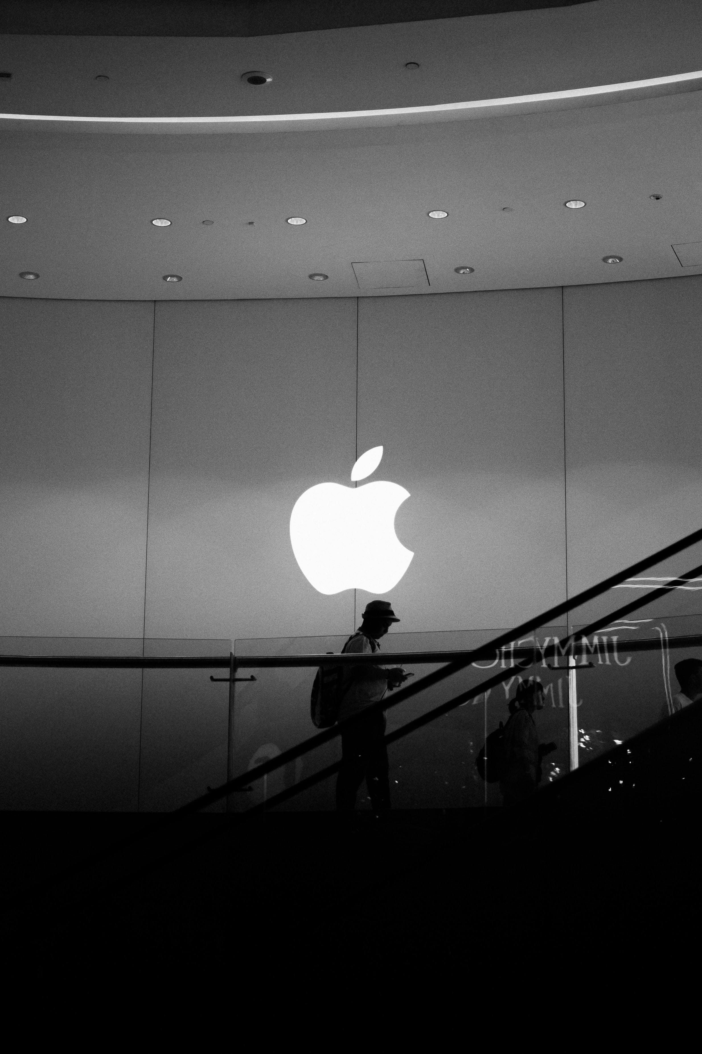 Apple Store in Dubai Mall