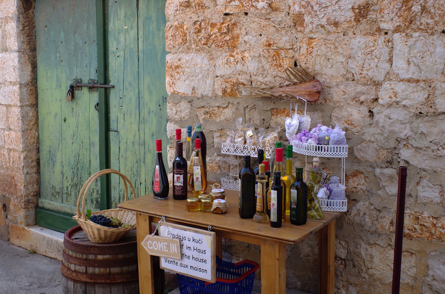 Croatia wine tasting