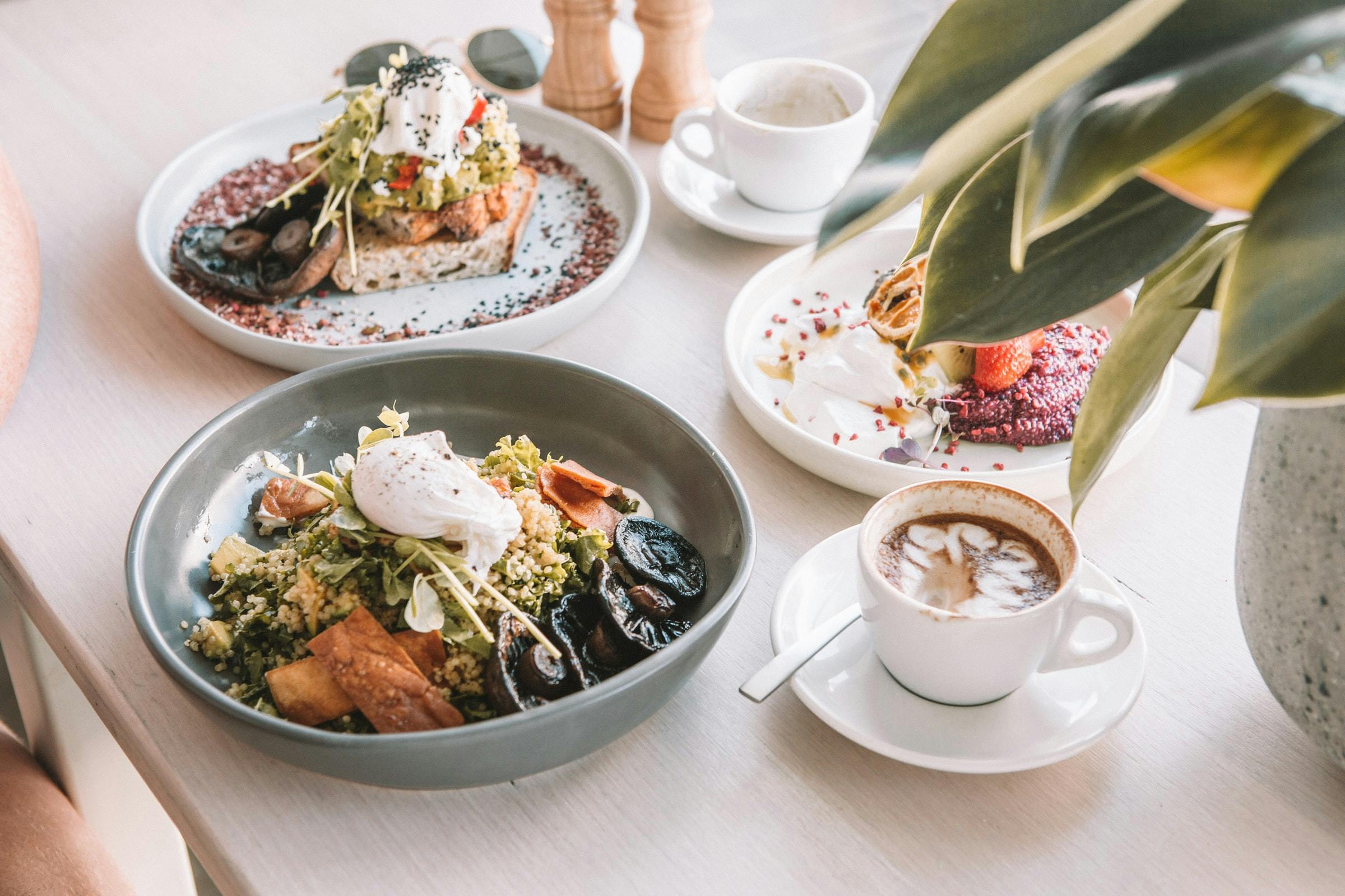 Melbourne Cafes are Discounting Smashed Avo So You Can Buy a House