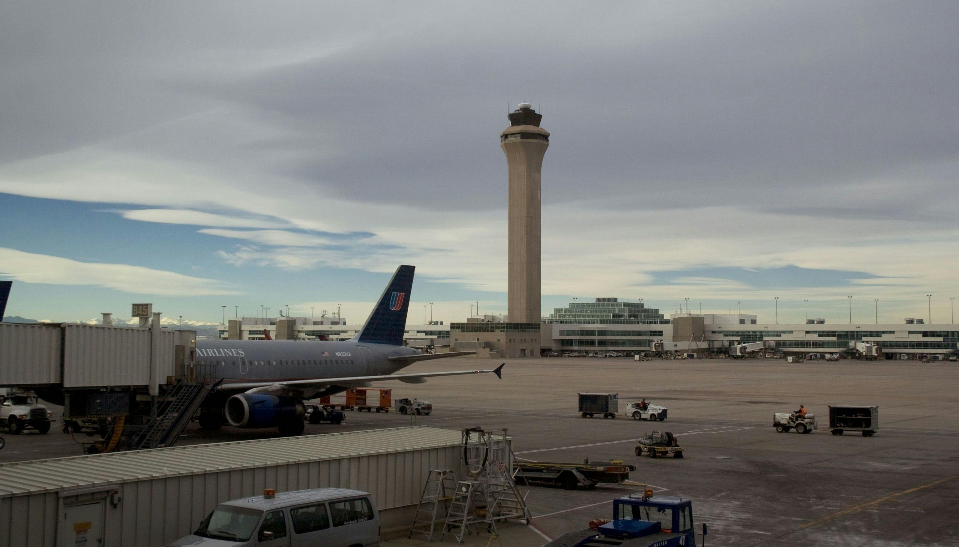 Denver Airport Luggage Storage From 4.10 / Day Bounce