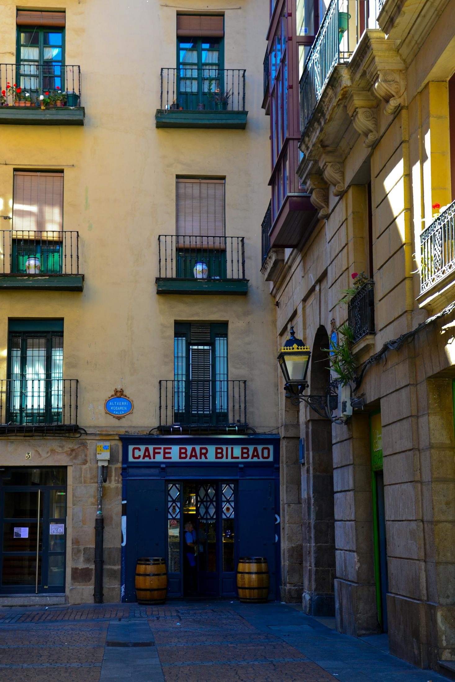 Best street food spots in Bilbao