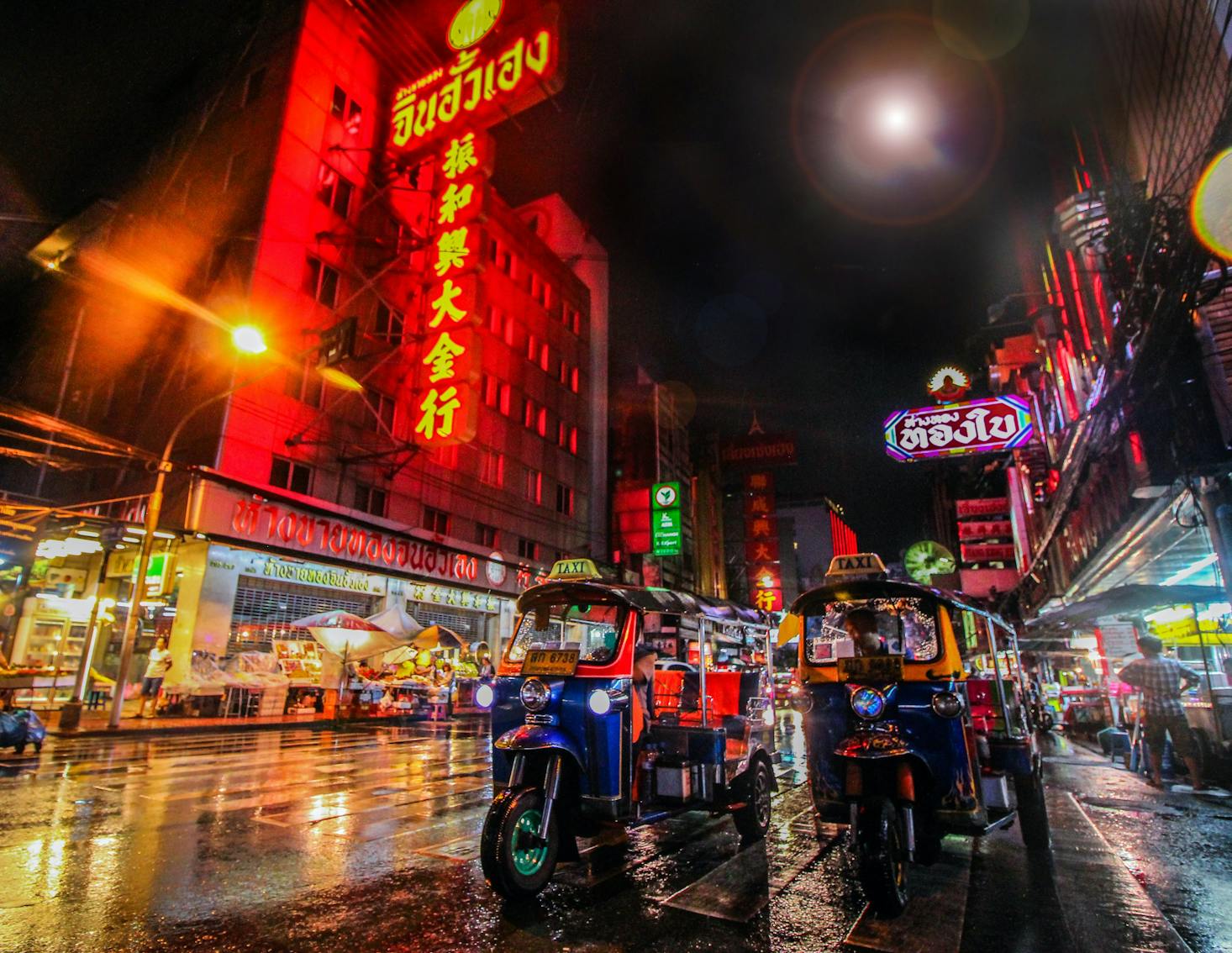 street in Bangkok at night