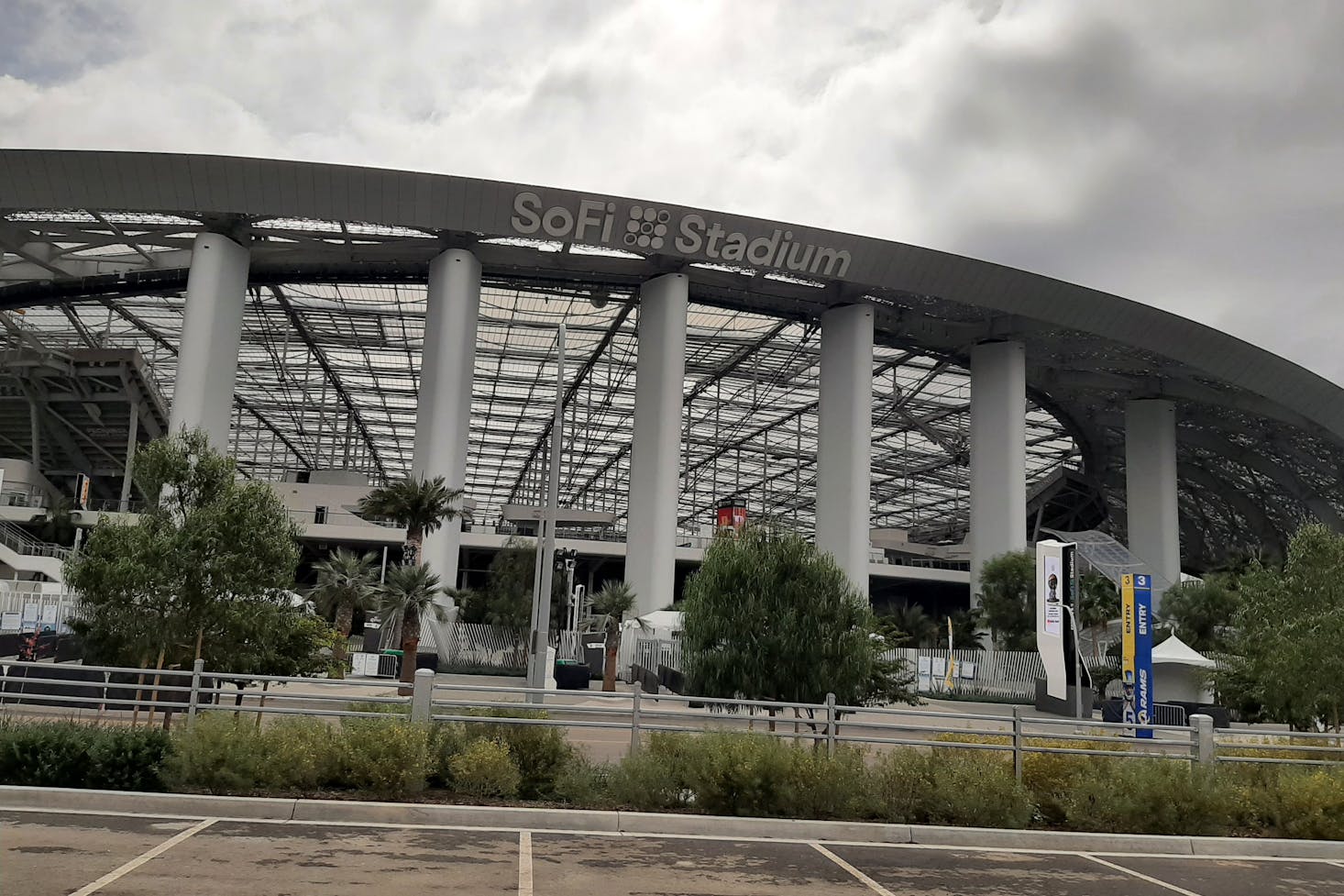 SoFi Stadium visitor guide