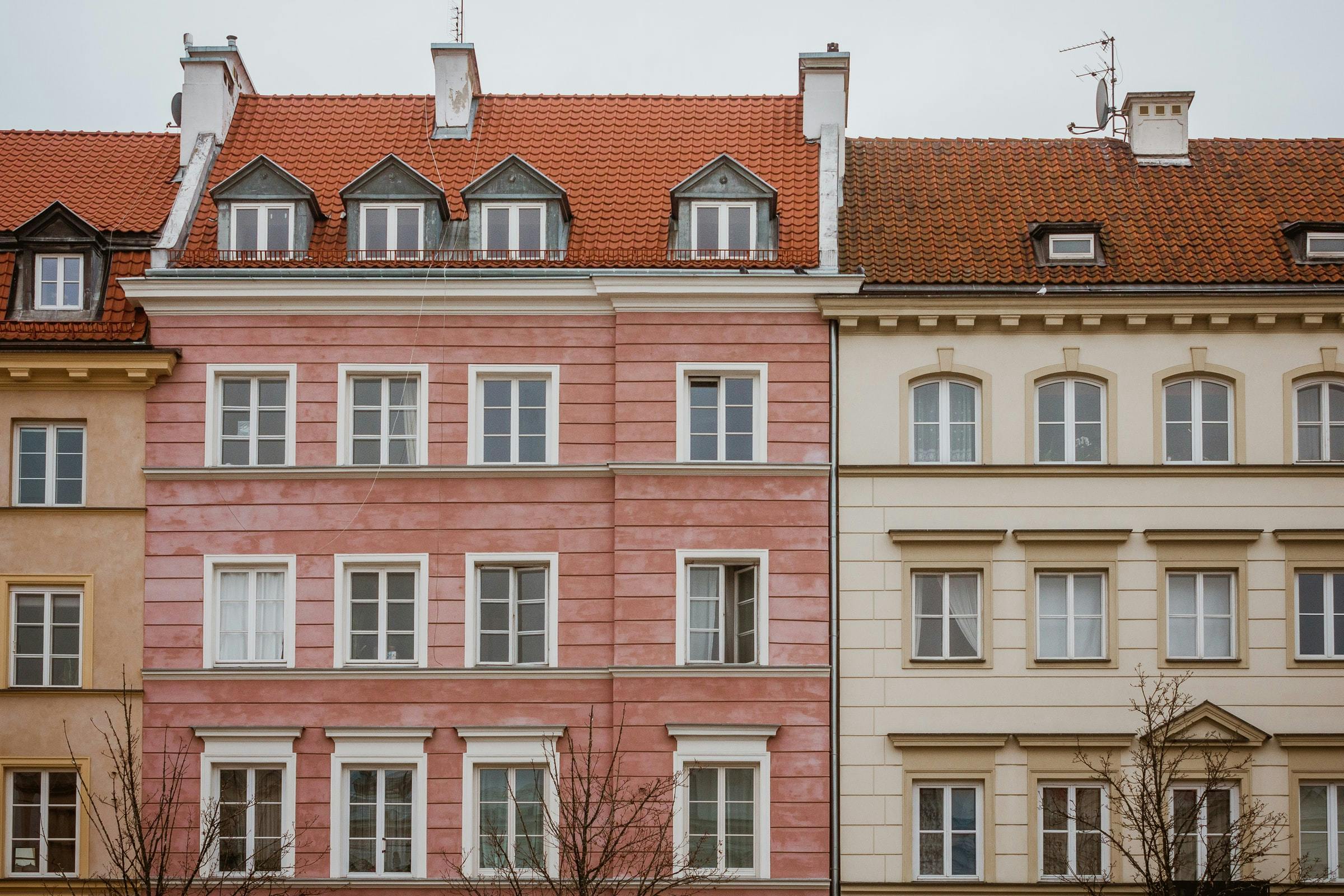 Where To Stay In Warsaw: The Ultimate Neighborhood Guide - Bounce