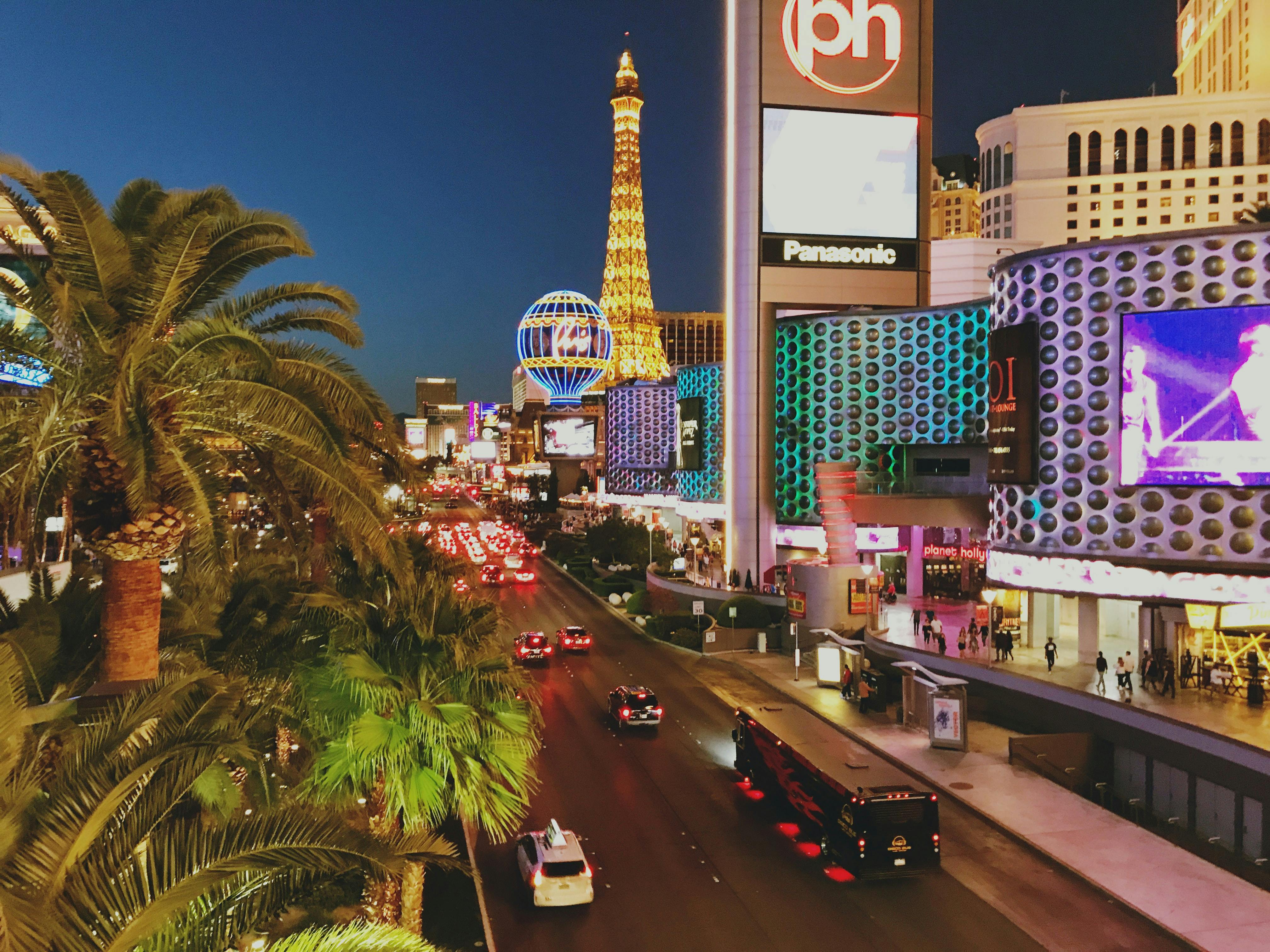 4K] Las Vegas Strip 2023 Virtual POV Walking Tour - 2 hours
