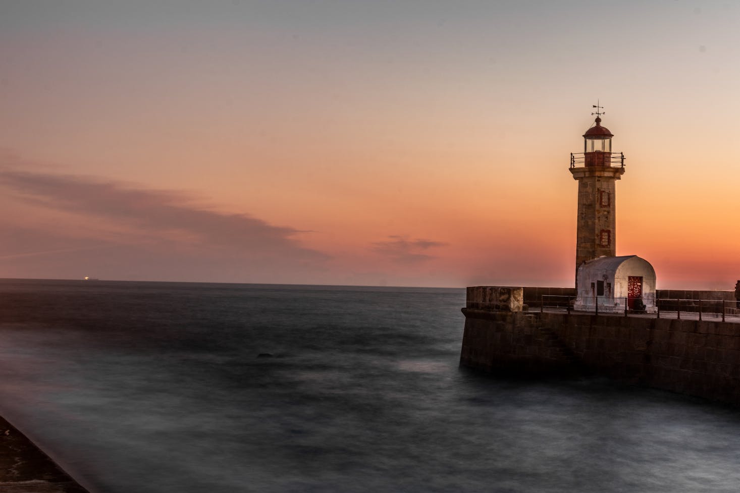 Foz do Douro beaches near Porto