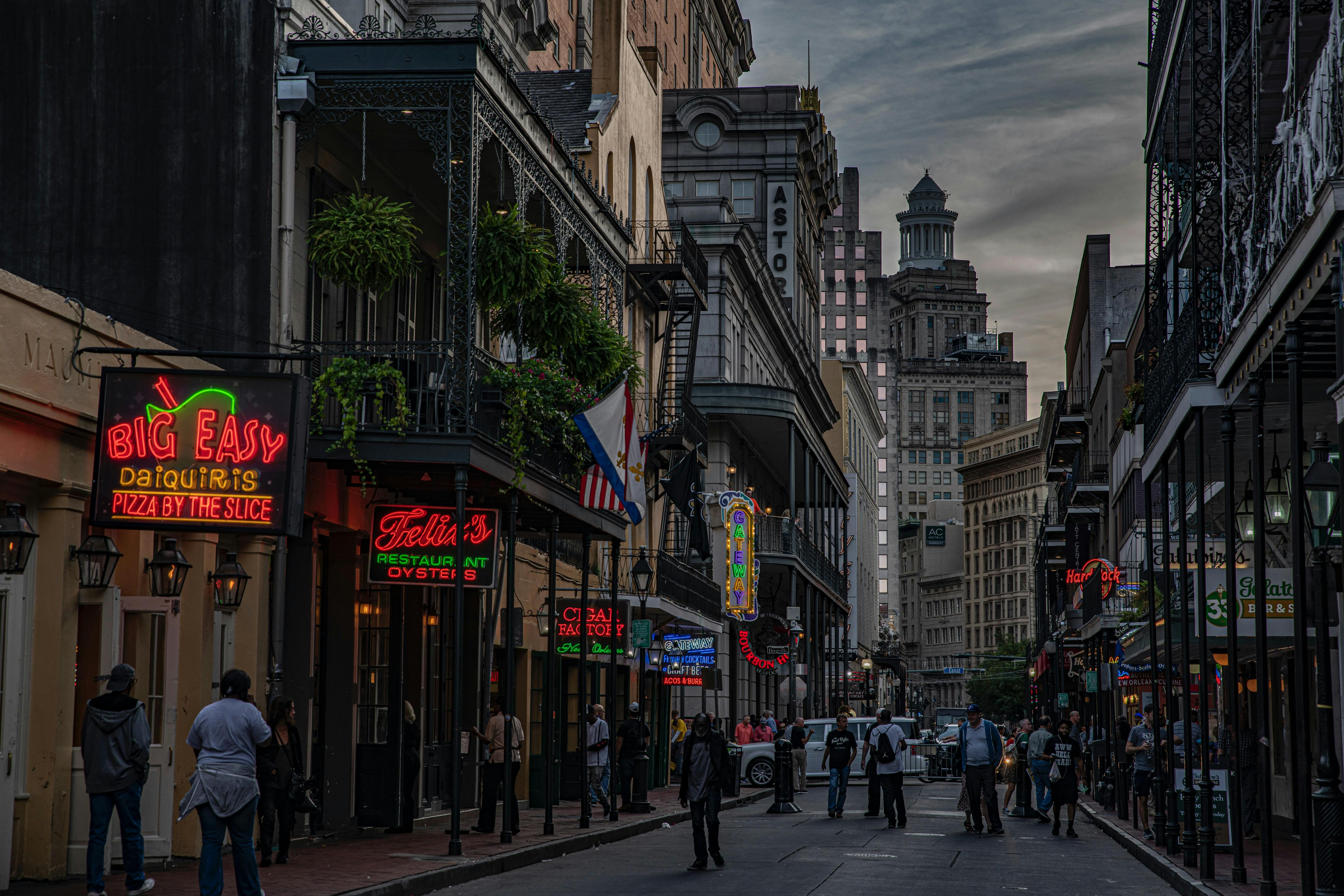 Layover In New Orleans – The Ultimate Guide 2024 - Bounce