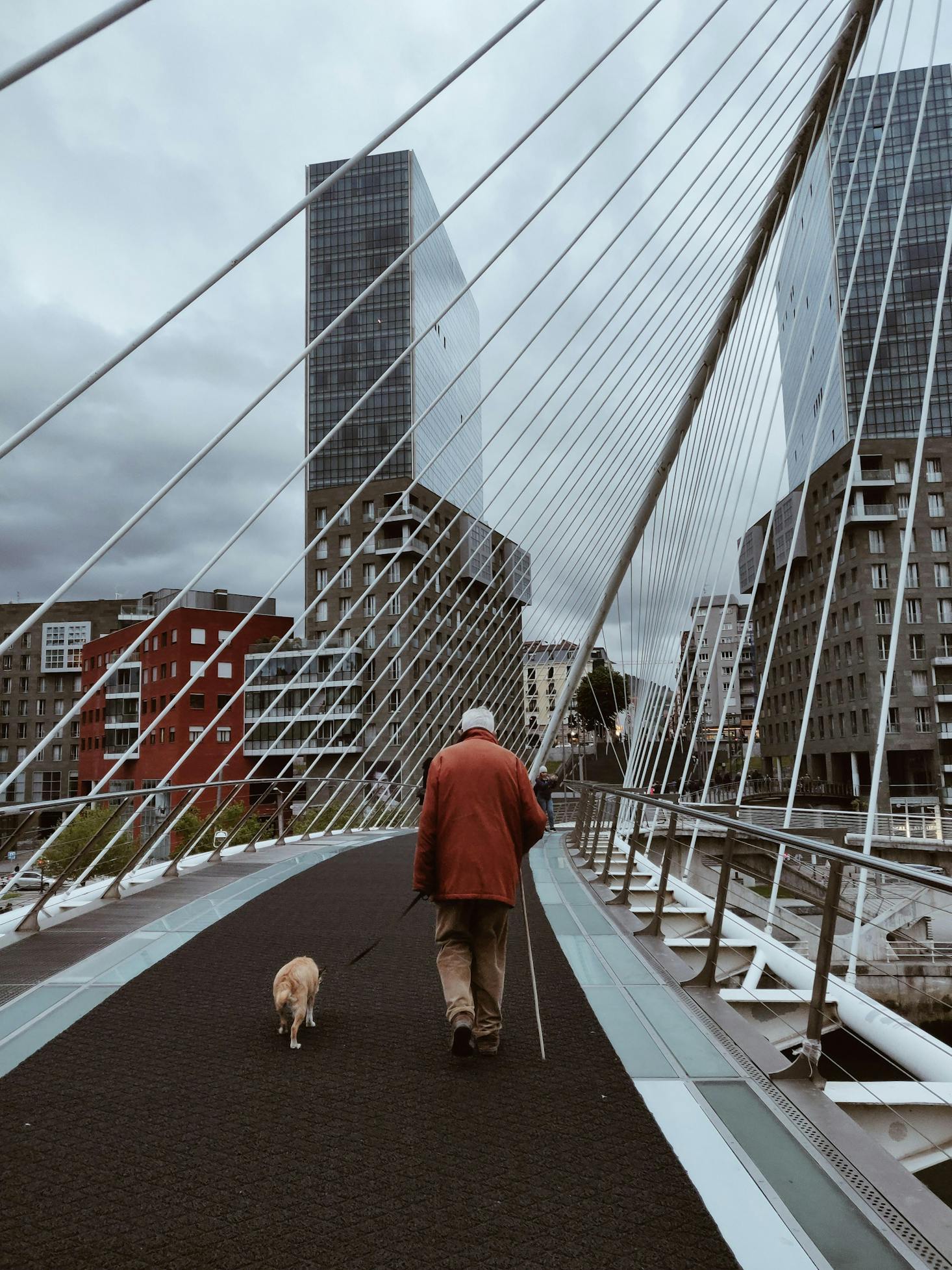 Walking in the rain in Bilbao