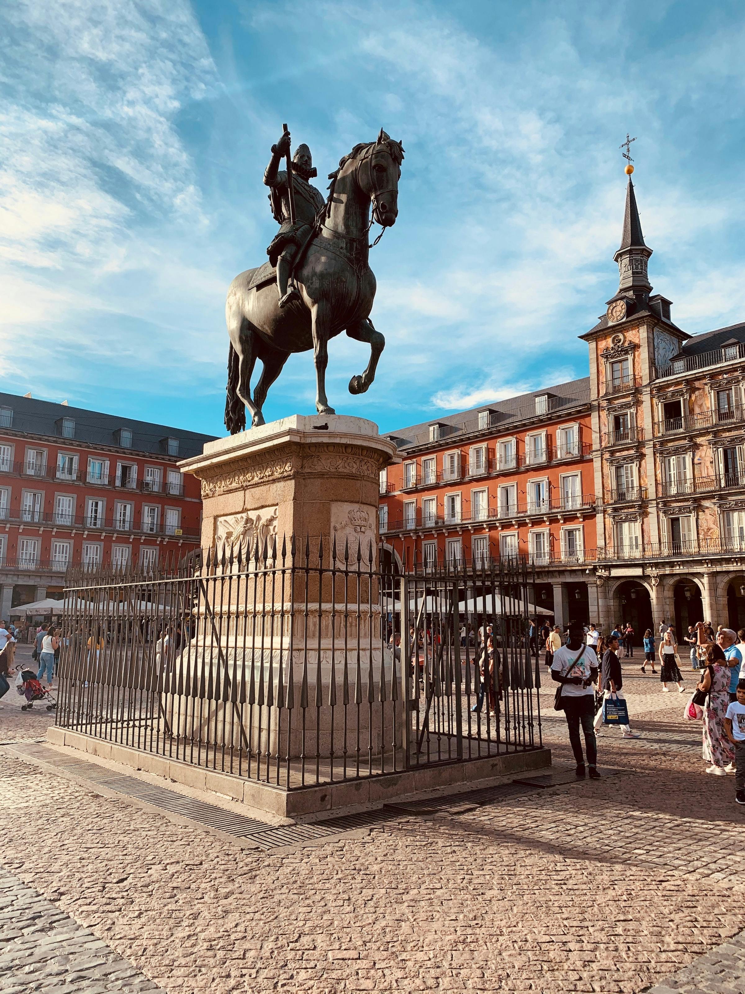 is-madrid-safe-to-visit-a-comprehensive-safety-guide-bounce