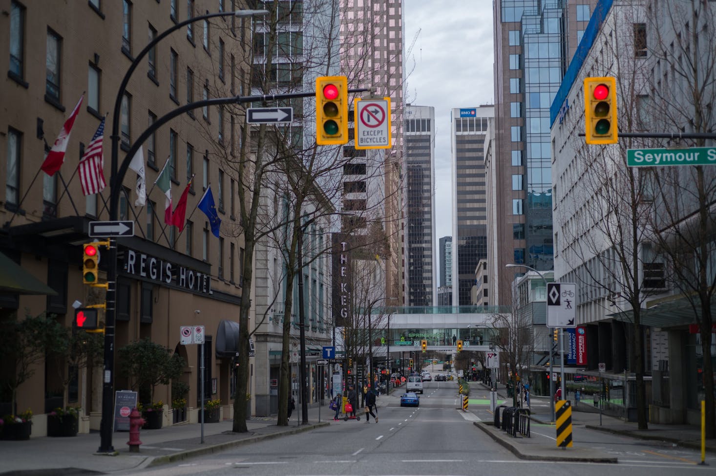 A traffic light in Vancouver on a cloudy day