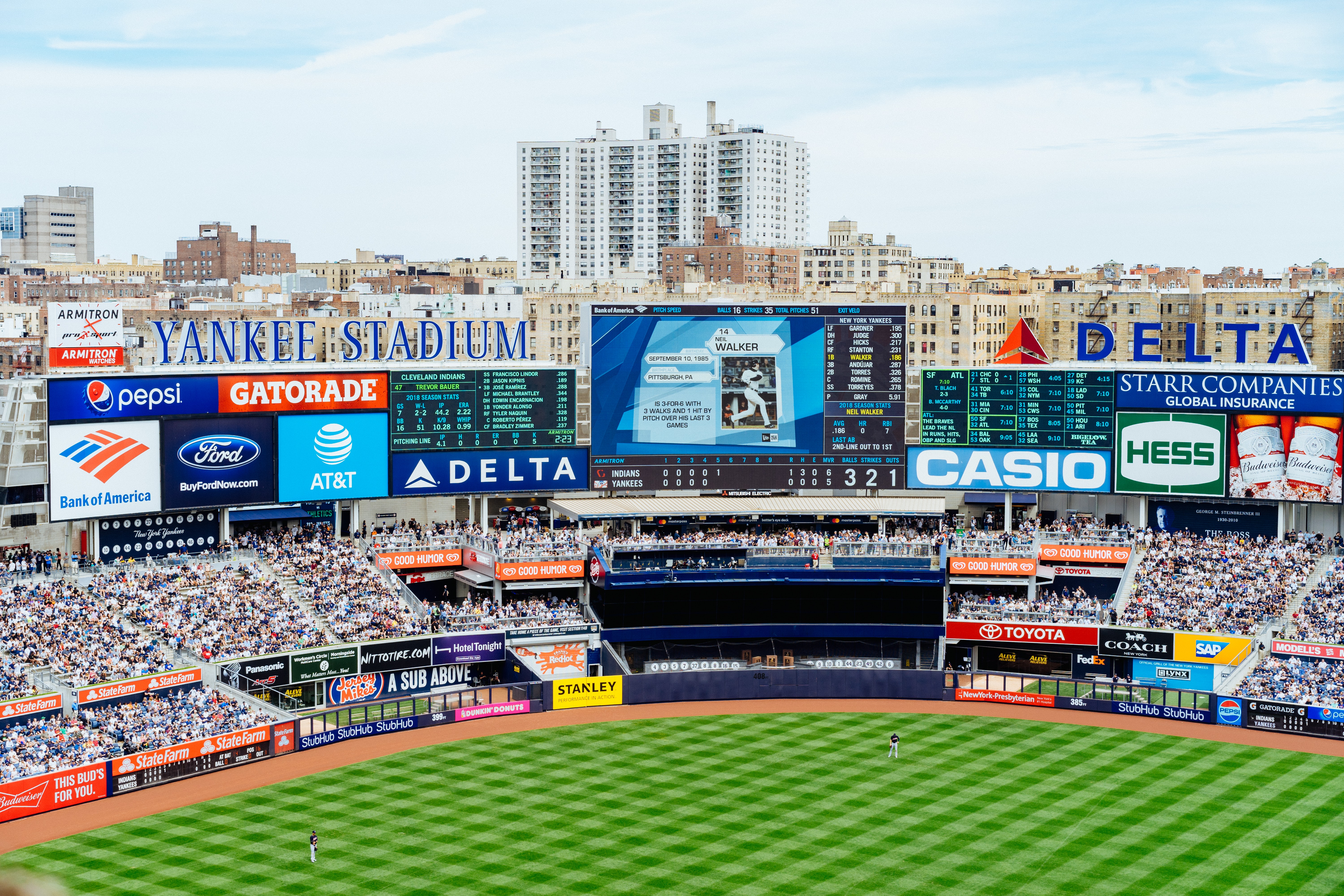 yankee stadium bag storage