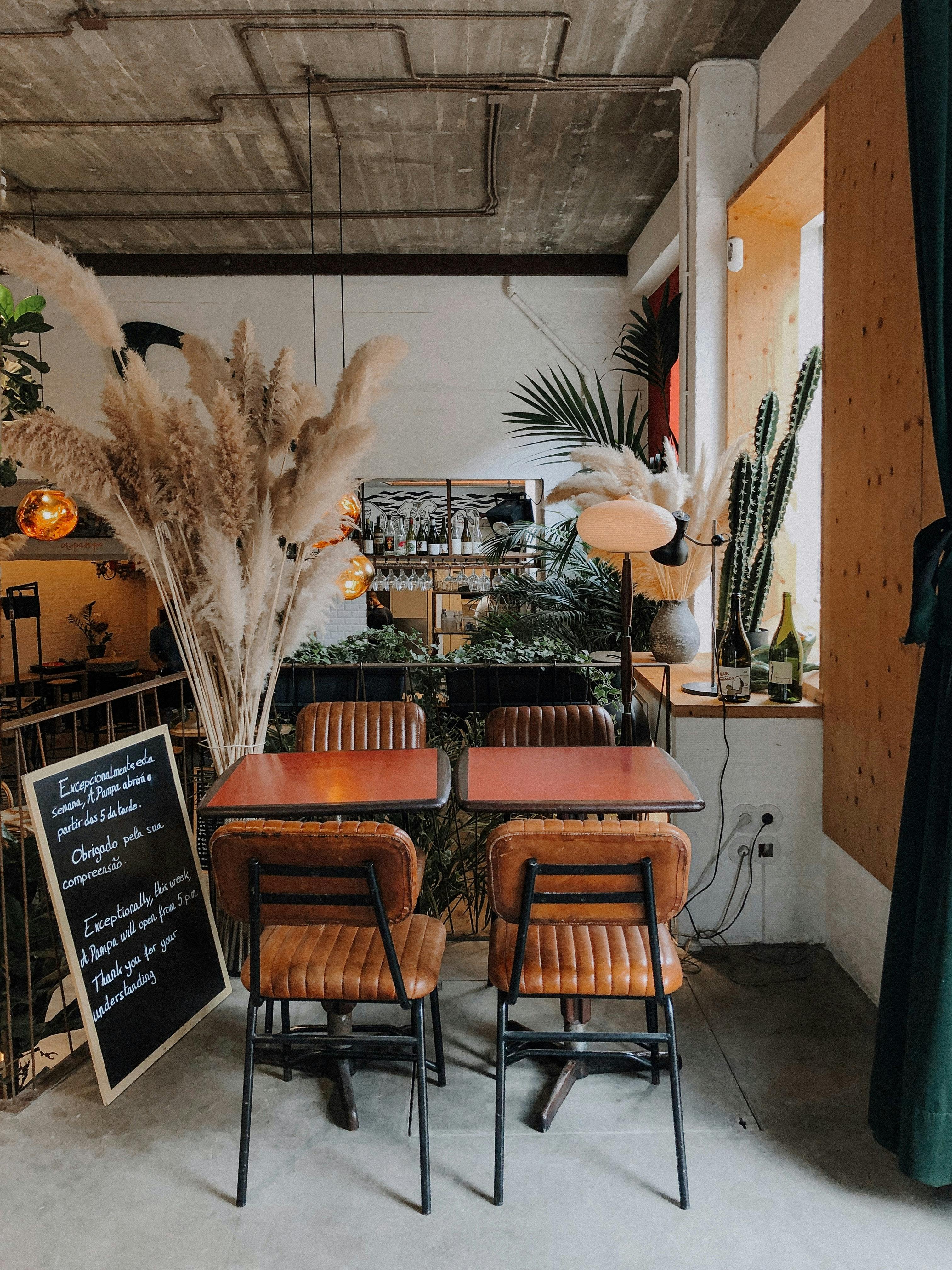 Working from coffee shops in Lisbon