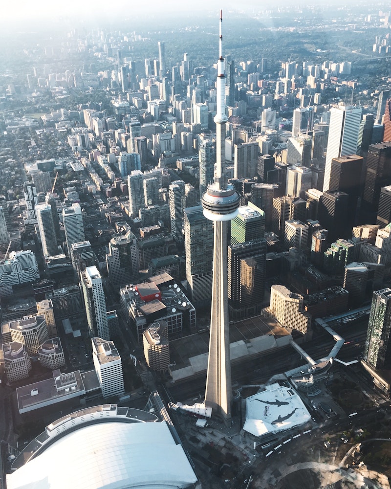 cn tower in toronto