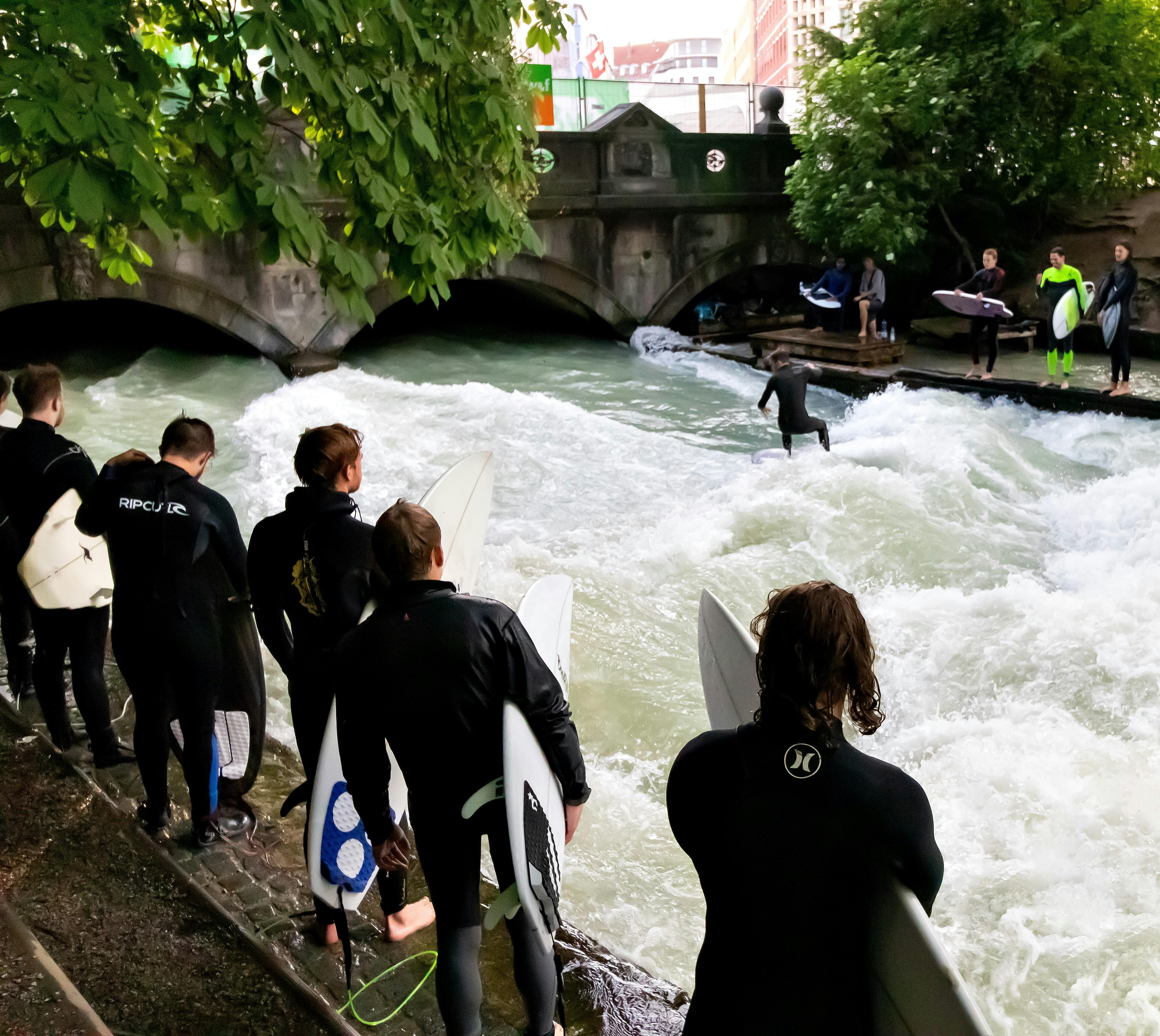 surfers on on the Eisbach river