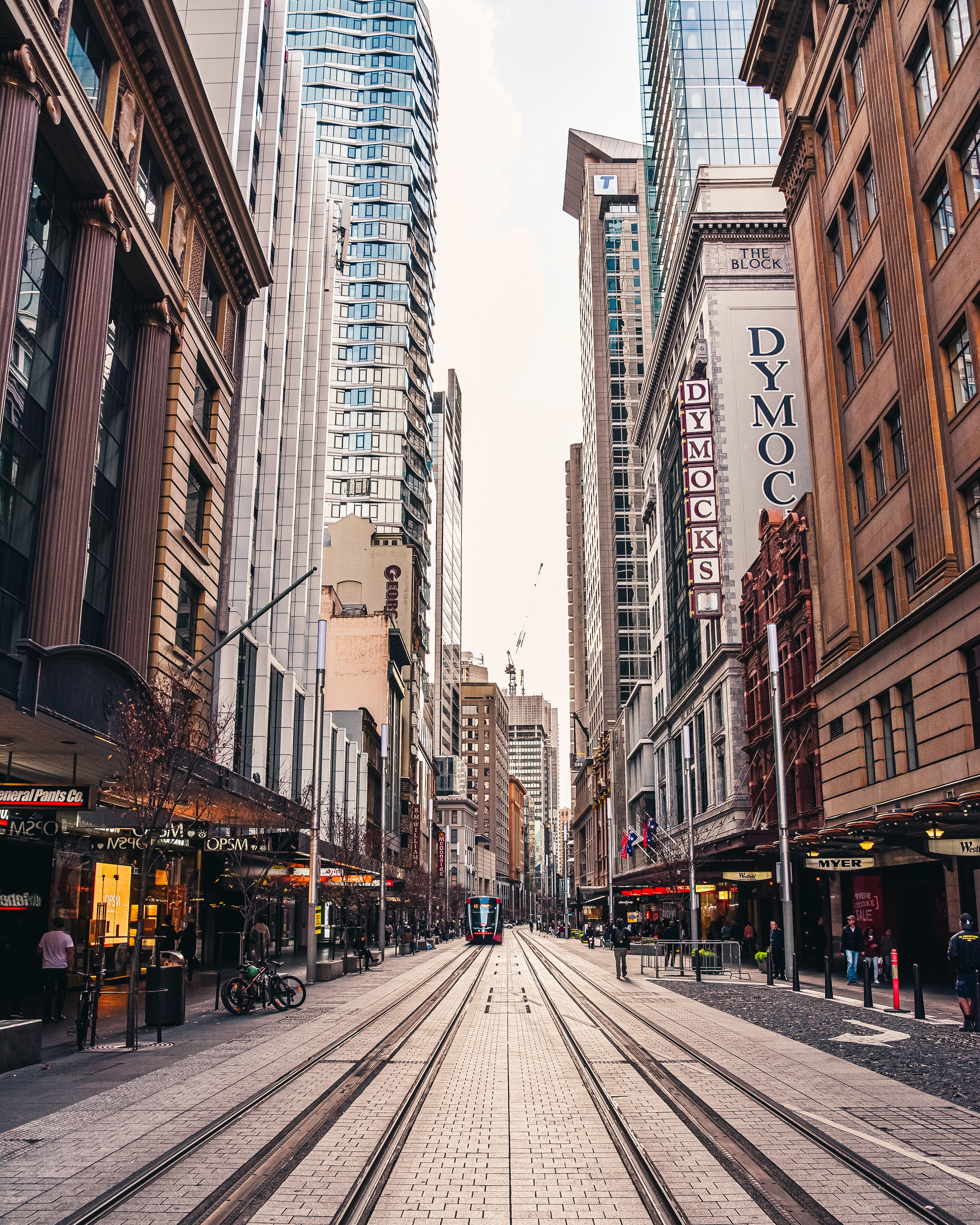 luggage sydney cbd