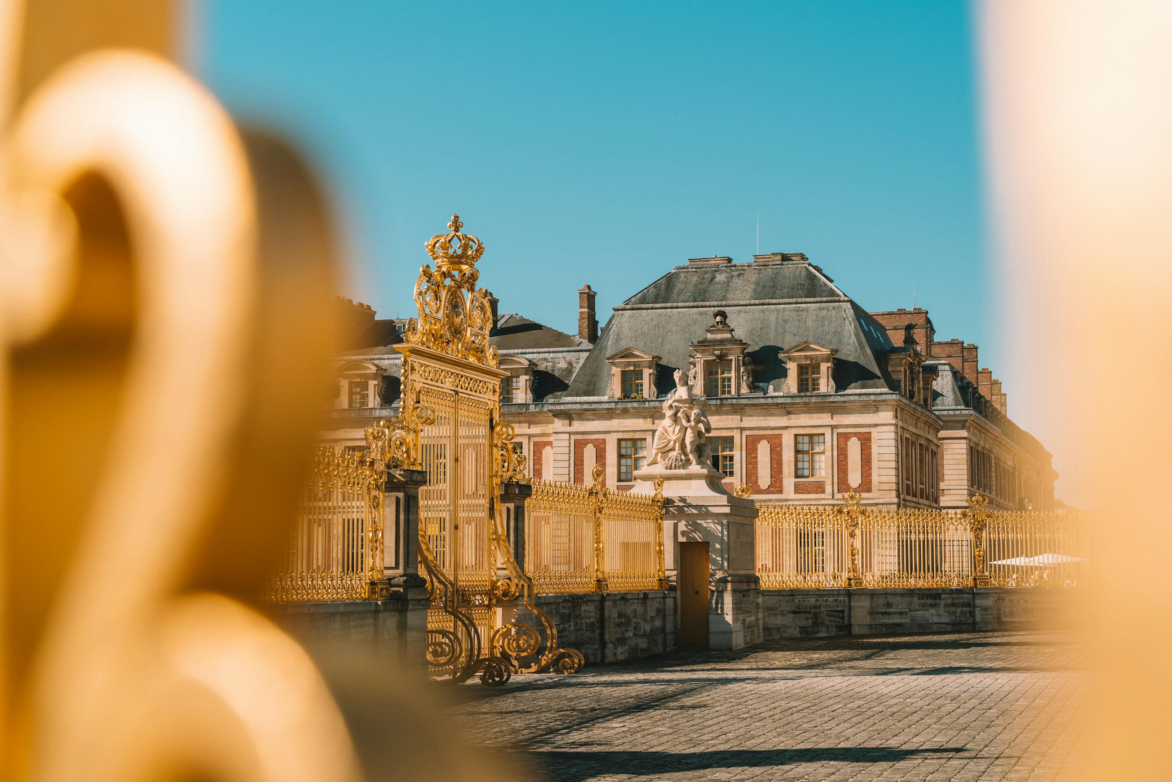 the castle at versailles - Versailles France Location